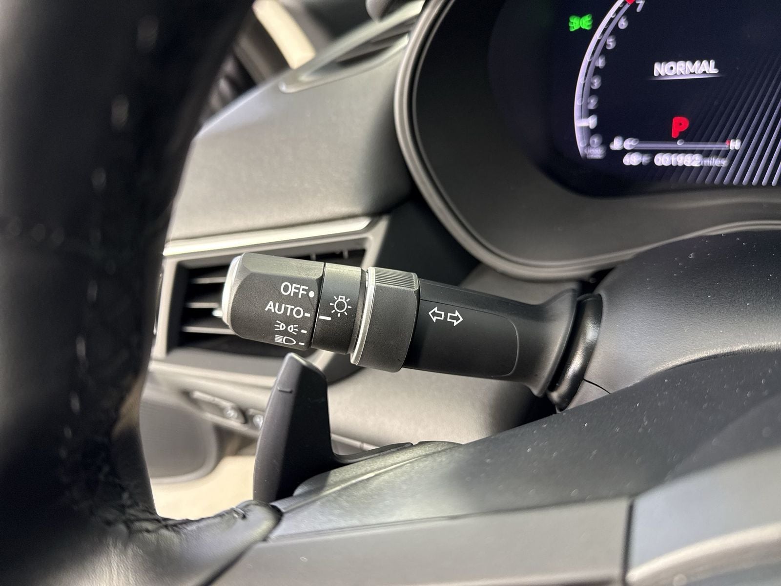 2025 Acura TLX w/Technology Package