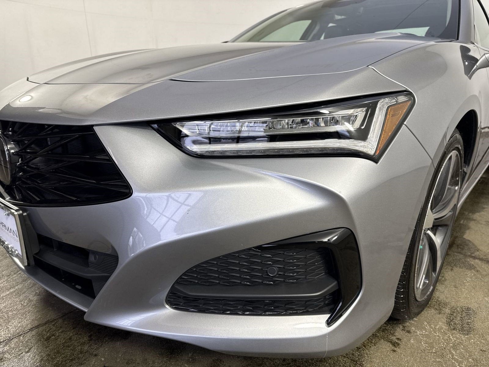 2025 Acura TLX TECH