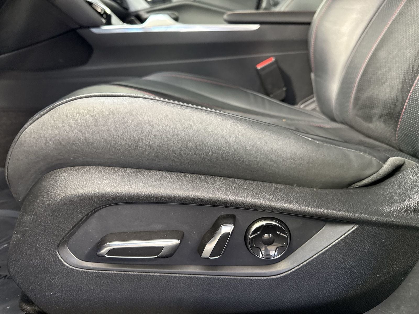 2023 Acura TLX w/A-Spec Package