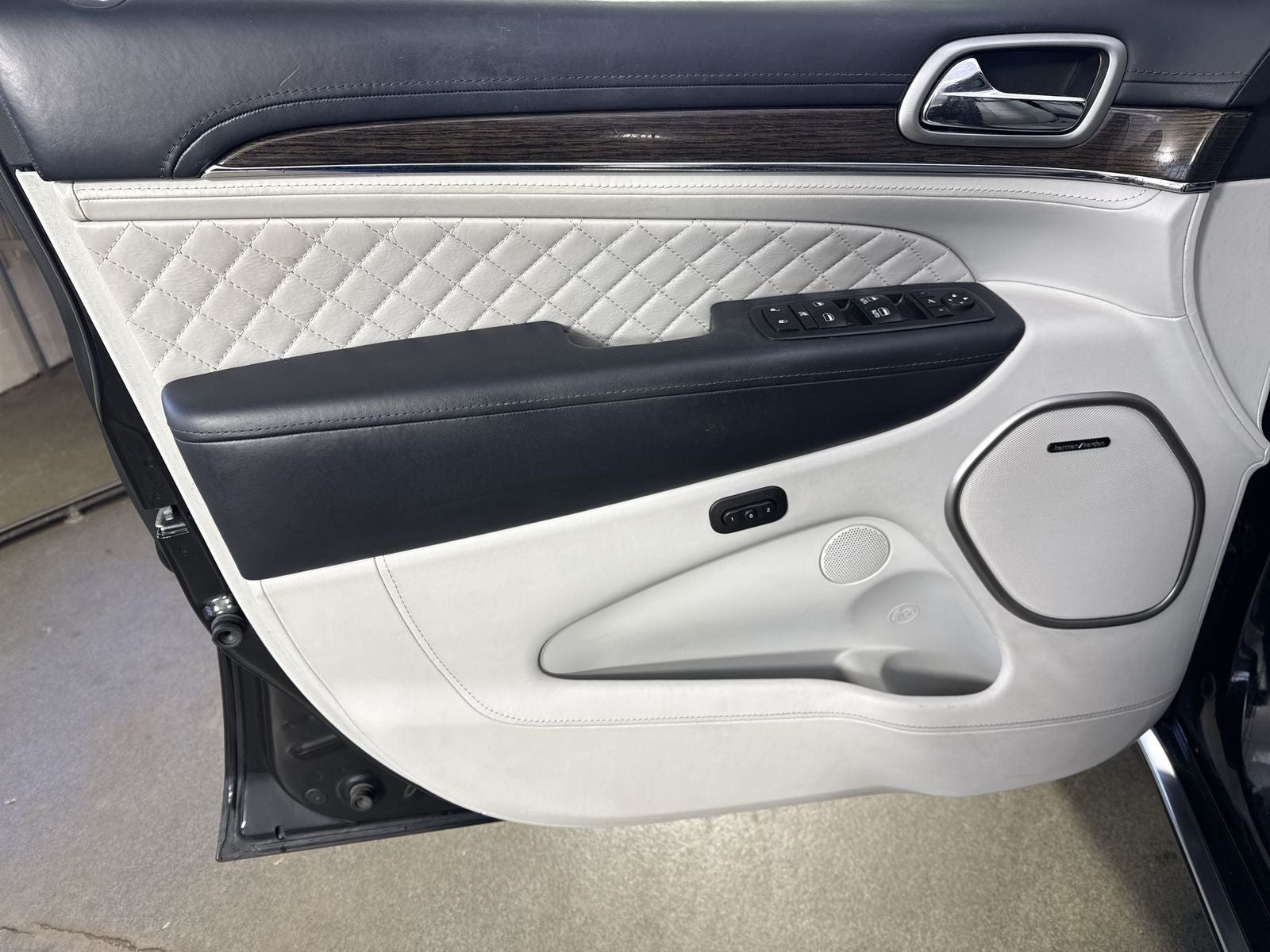 2017 Jeep Grand Cherokee Summit