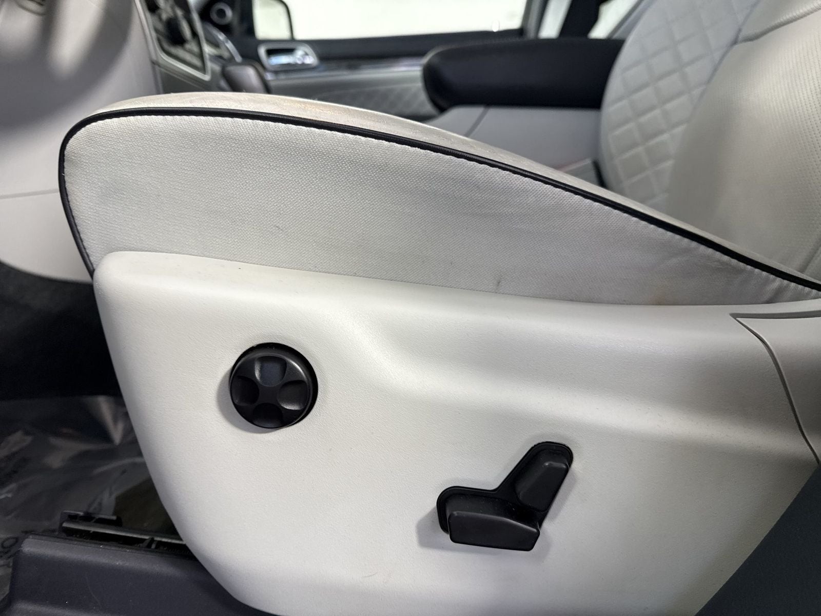 2017 Jeep Grand Cherokee Summit