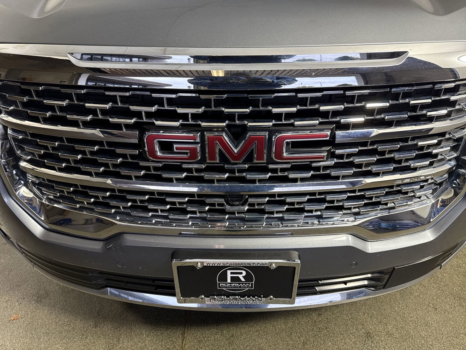 2020 GMC Acadia Denali