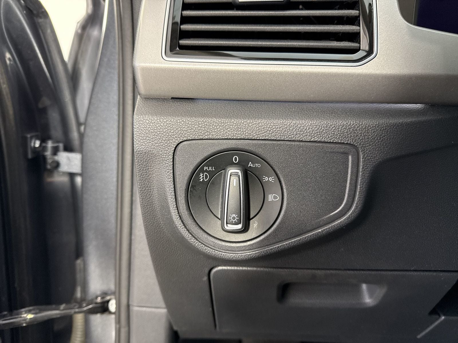 2019 Volkswagen Atlas 3.6L V6 SEL Premium
