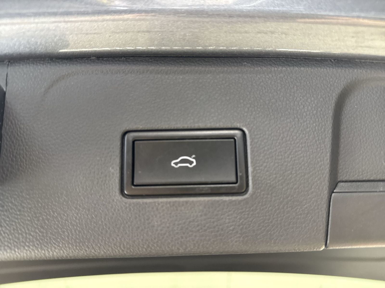 2019 Volkswagen Atlas 3.6L V6 SEL Premium