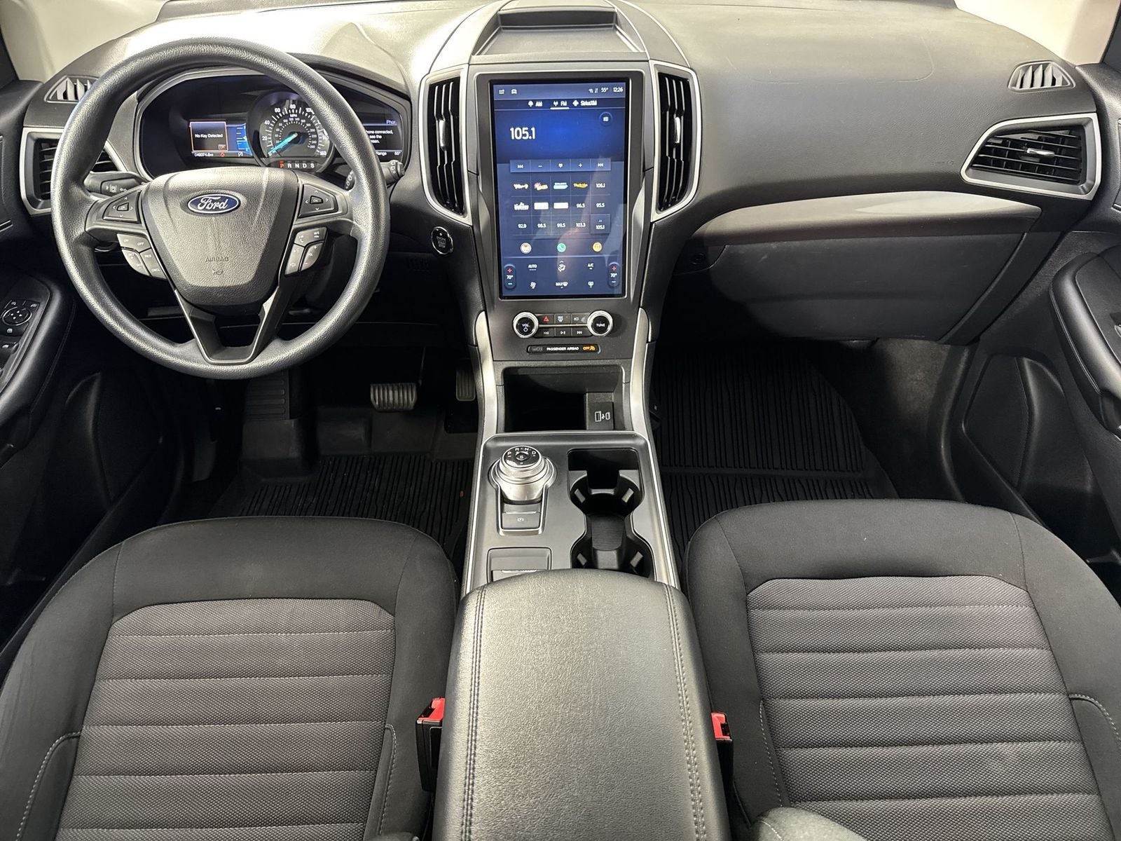 2022 Ford Edge SE