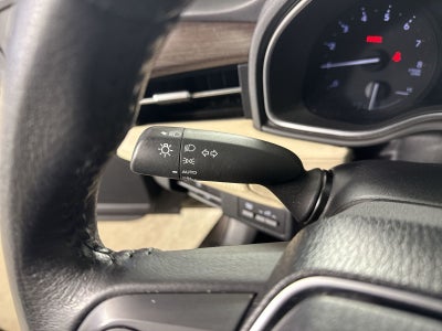 2019 Toyota Avalon XLE