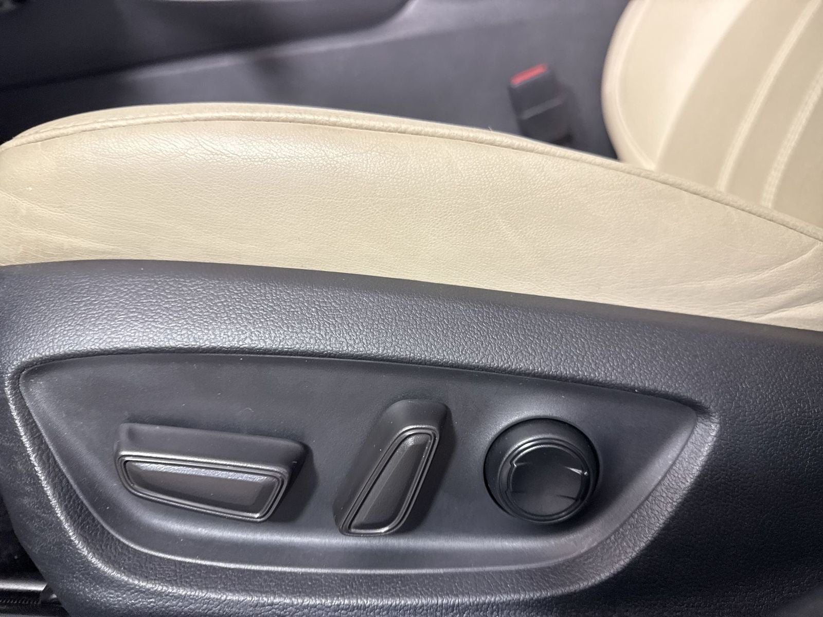 2019 Toyota Avalon XLE