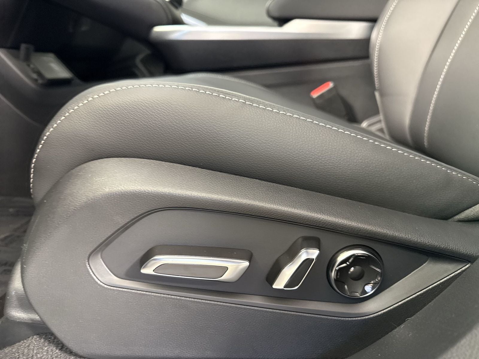 2026 Acura RDX SH-AWD