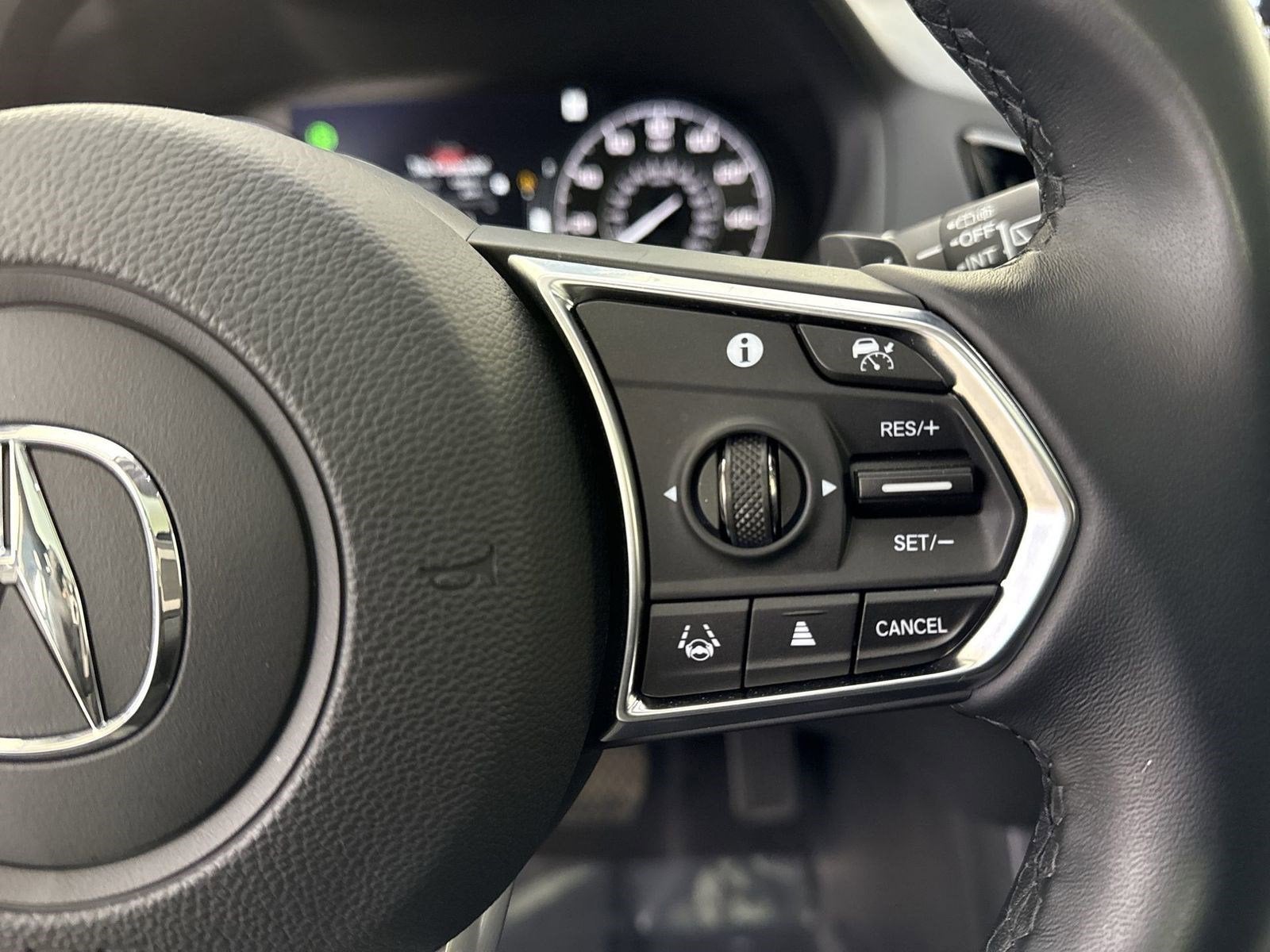 2025 Acura RDX SH-AWD TECH