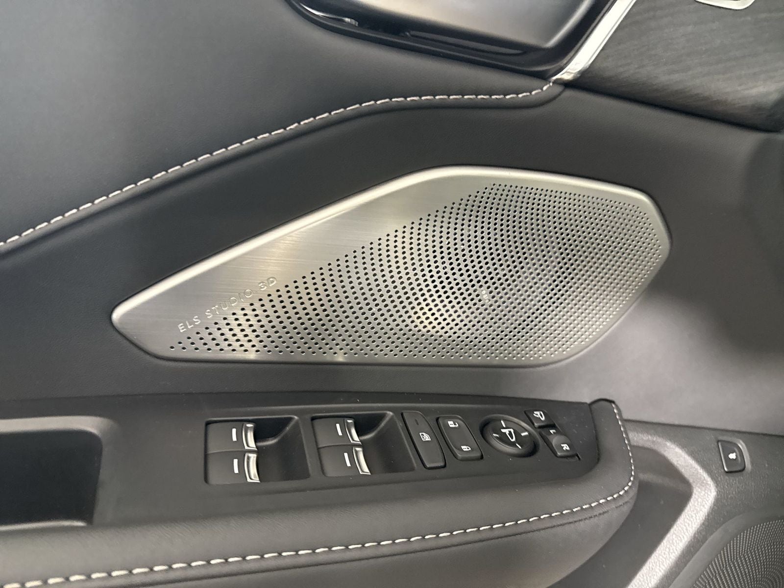 2026 Acura RDX SH-AWD with Advance Package