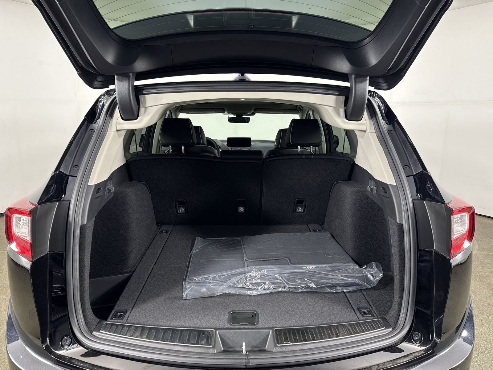 2026 Acura RDX SH-AWD with Advance Package