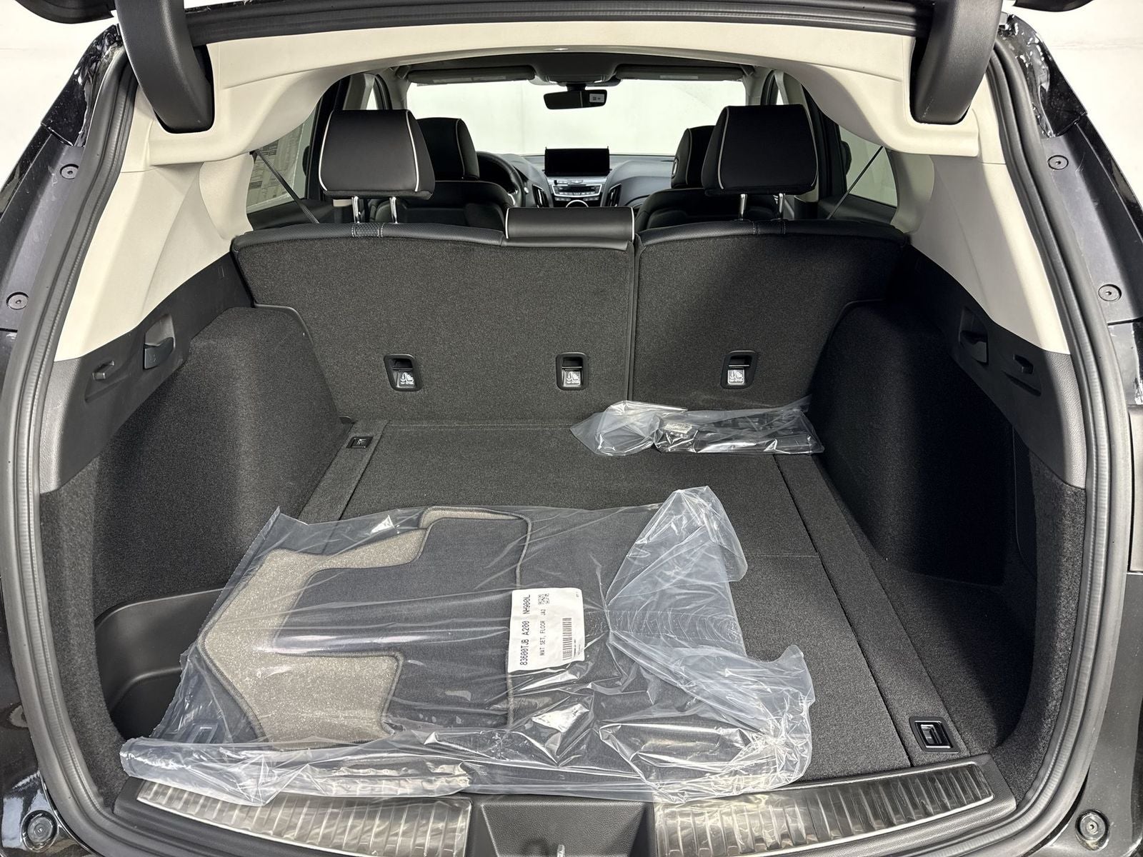 2026 Acura RDX SH-AWD with Advance Package