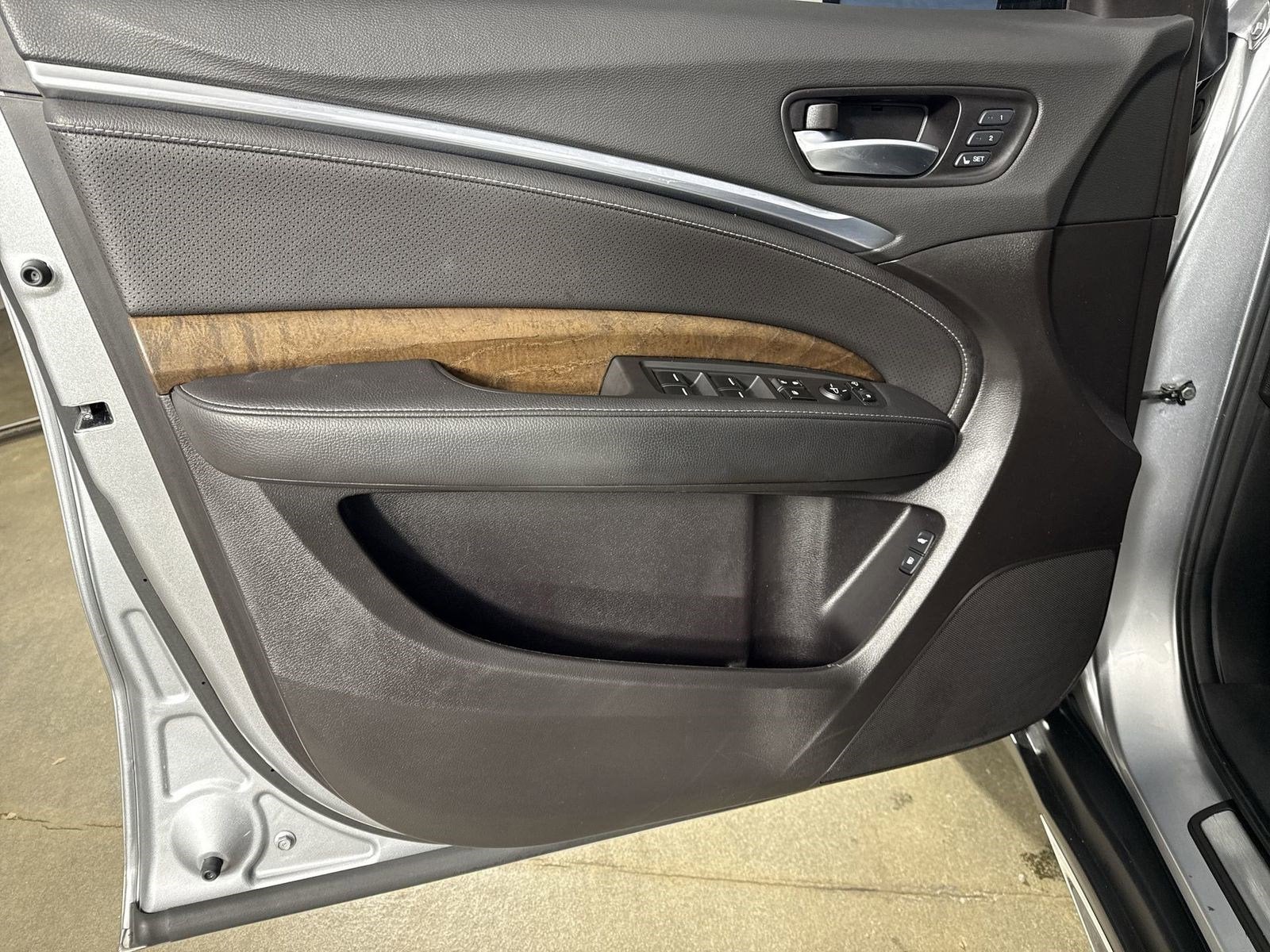 2020 Acura MDX w/Technology Pkg