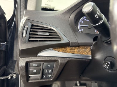 2019 Acura MDX SH-AWD with Advance Package