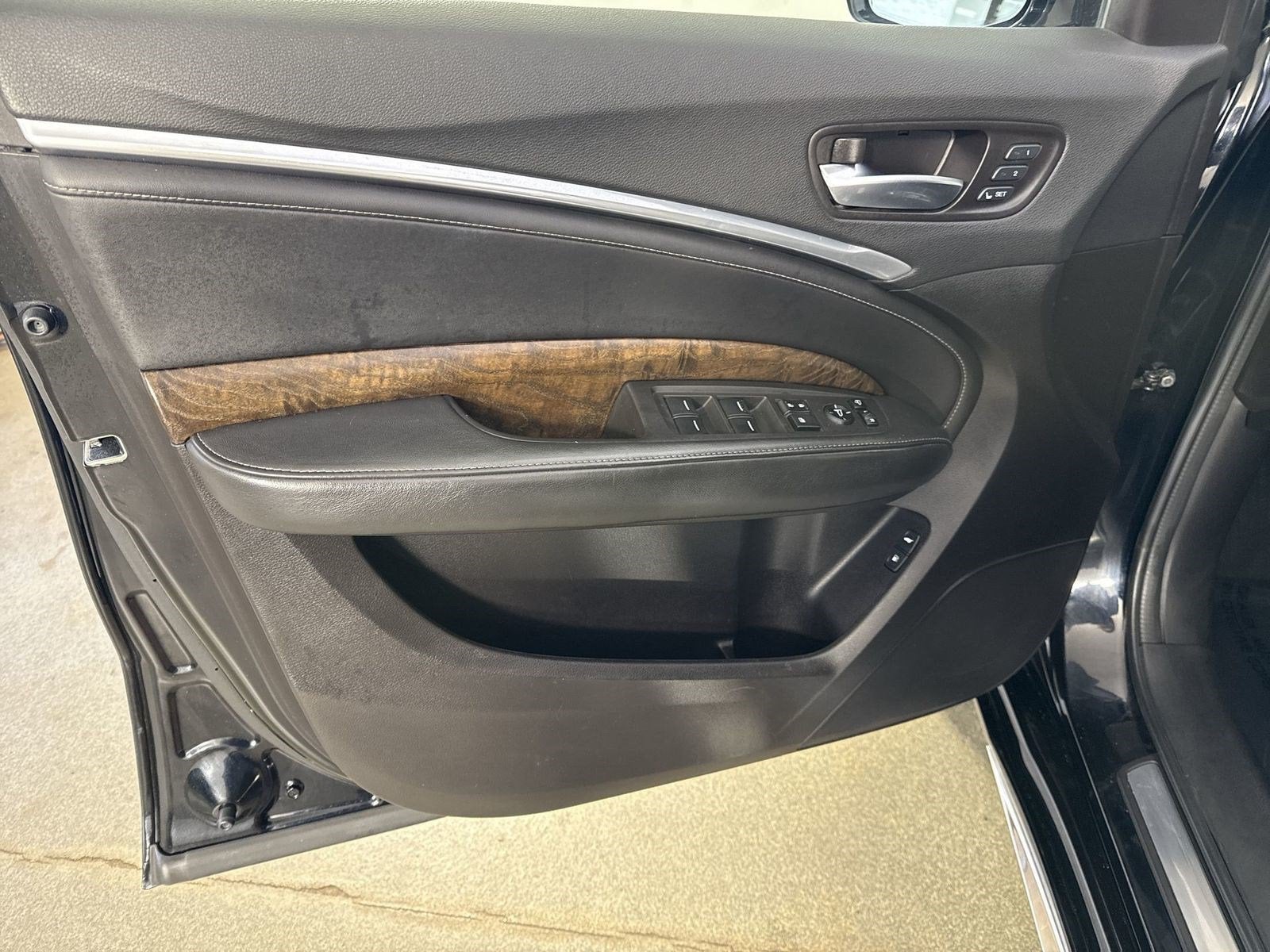 2019 Acura MDX SH-AWD with Advance Package