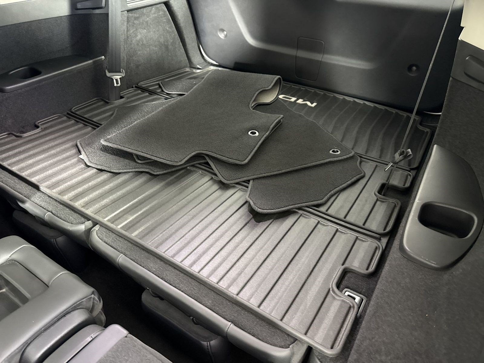 2025 Acura MDX Base - Photo 25