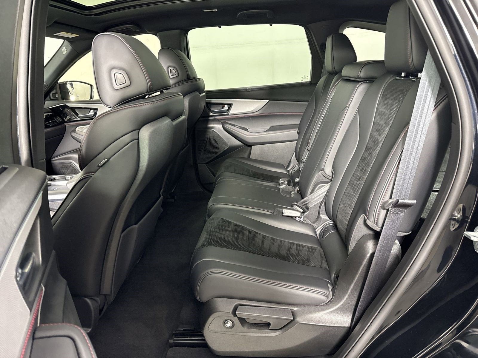 2023 Acura MDX SH-AWD with A-Spec Package