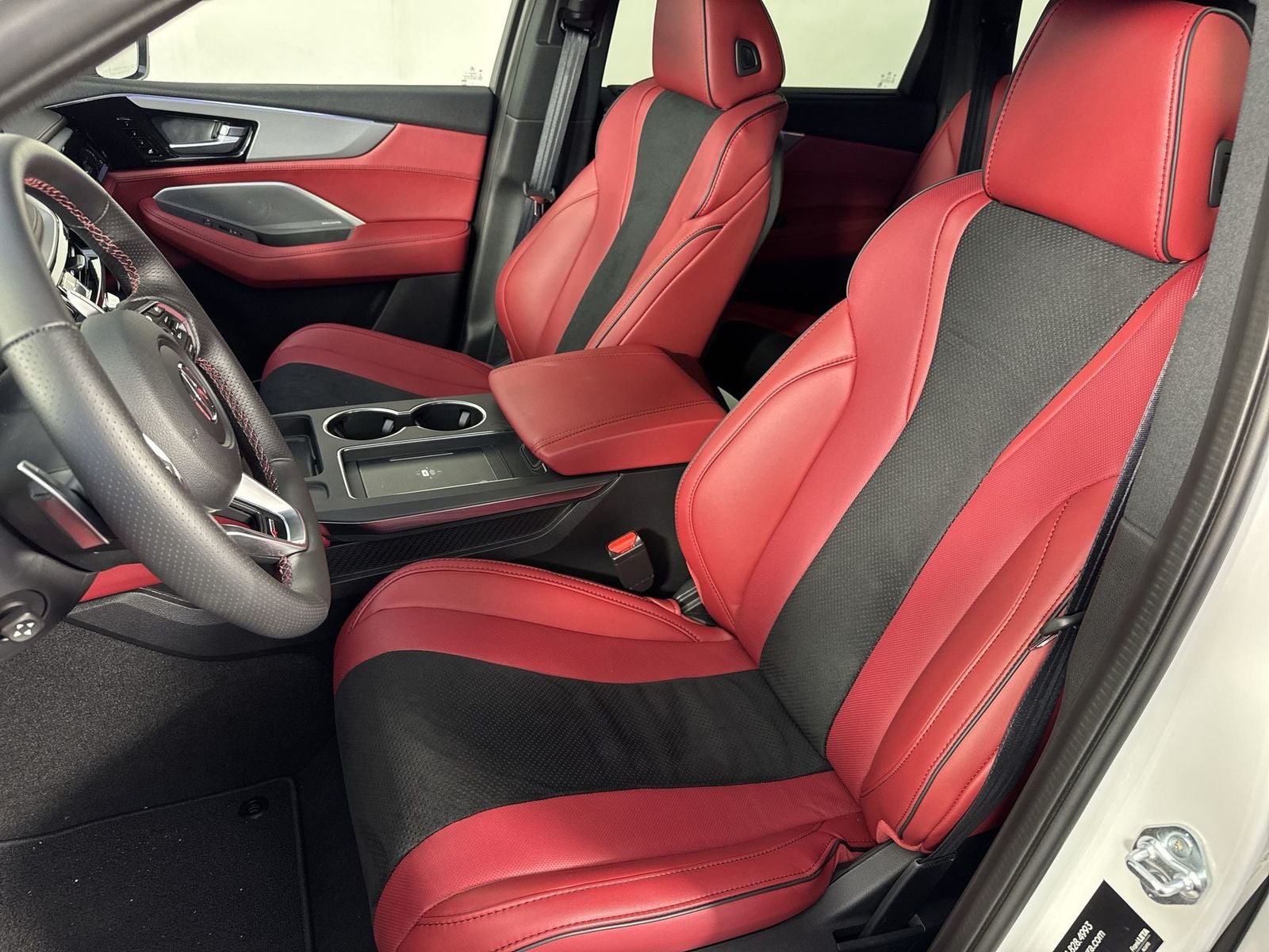 2025 Acura MDX w/A-Spec Package