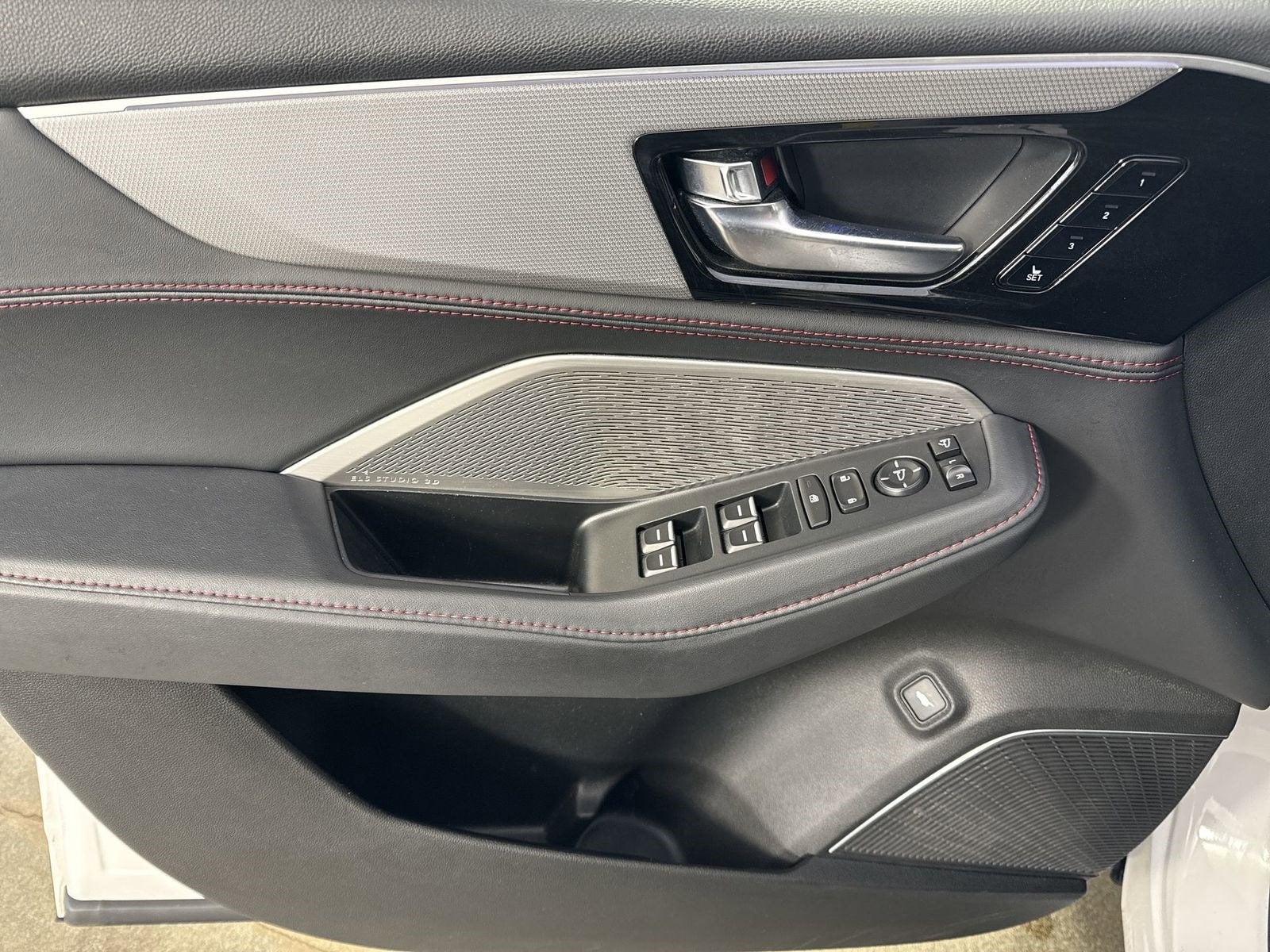 2023 Acura MDX SH-AWD with A-Spec Package
