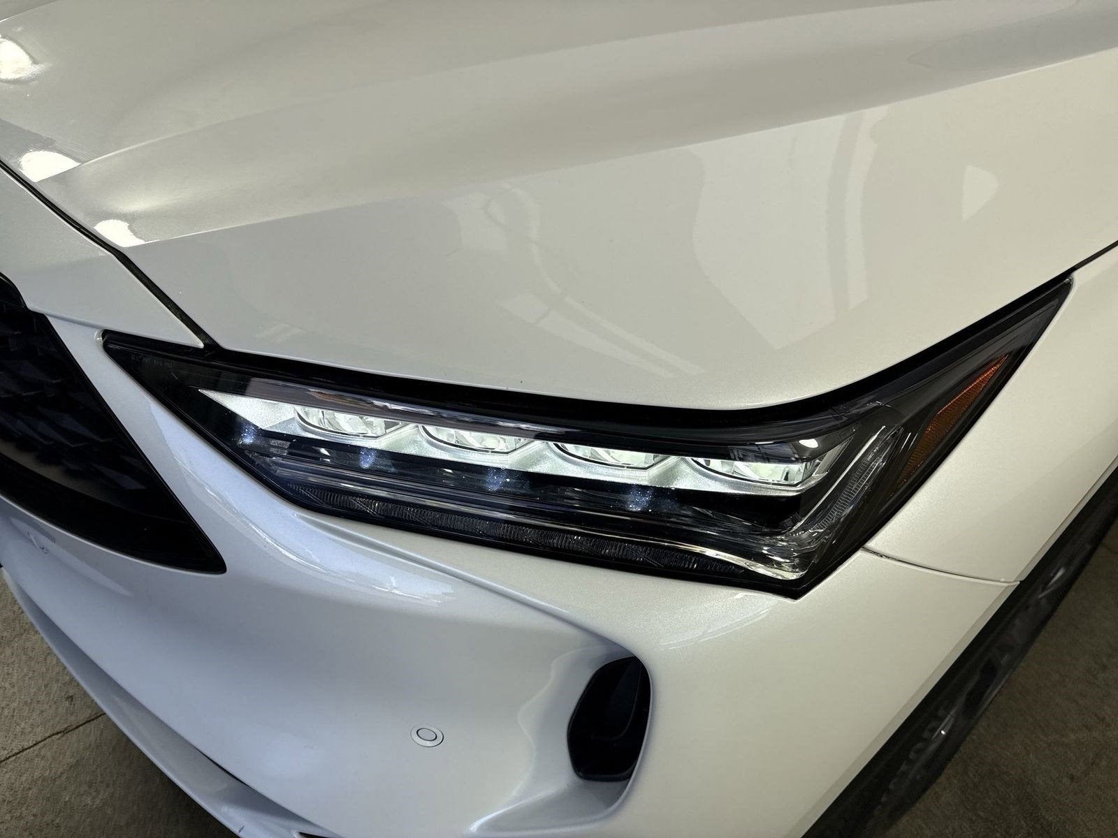 2023 Acura MDX SH-AWD with A-Spec Package