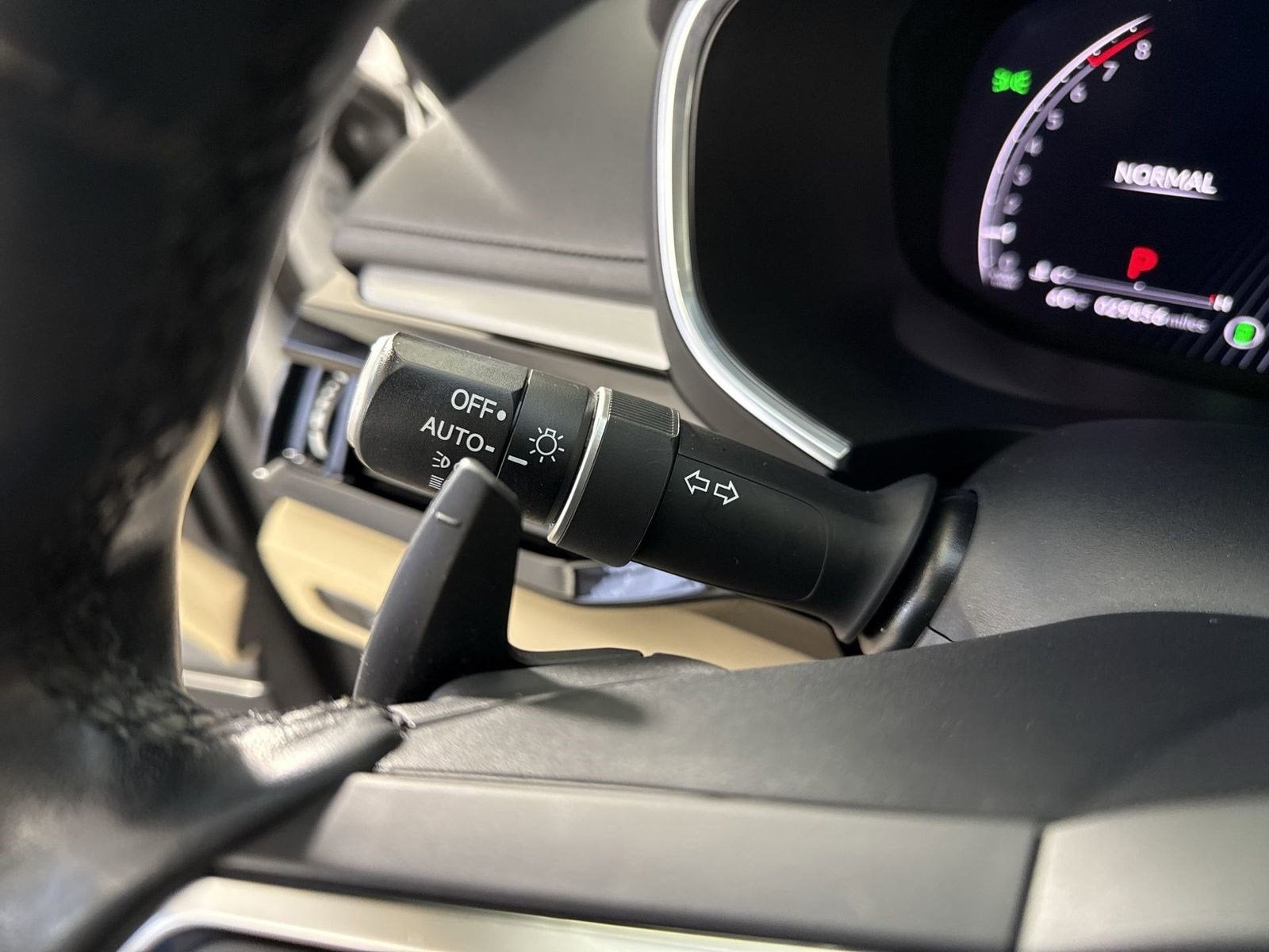 2024 Acura MDX SH-AWD TECH