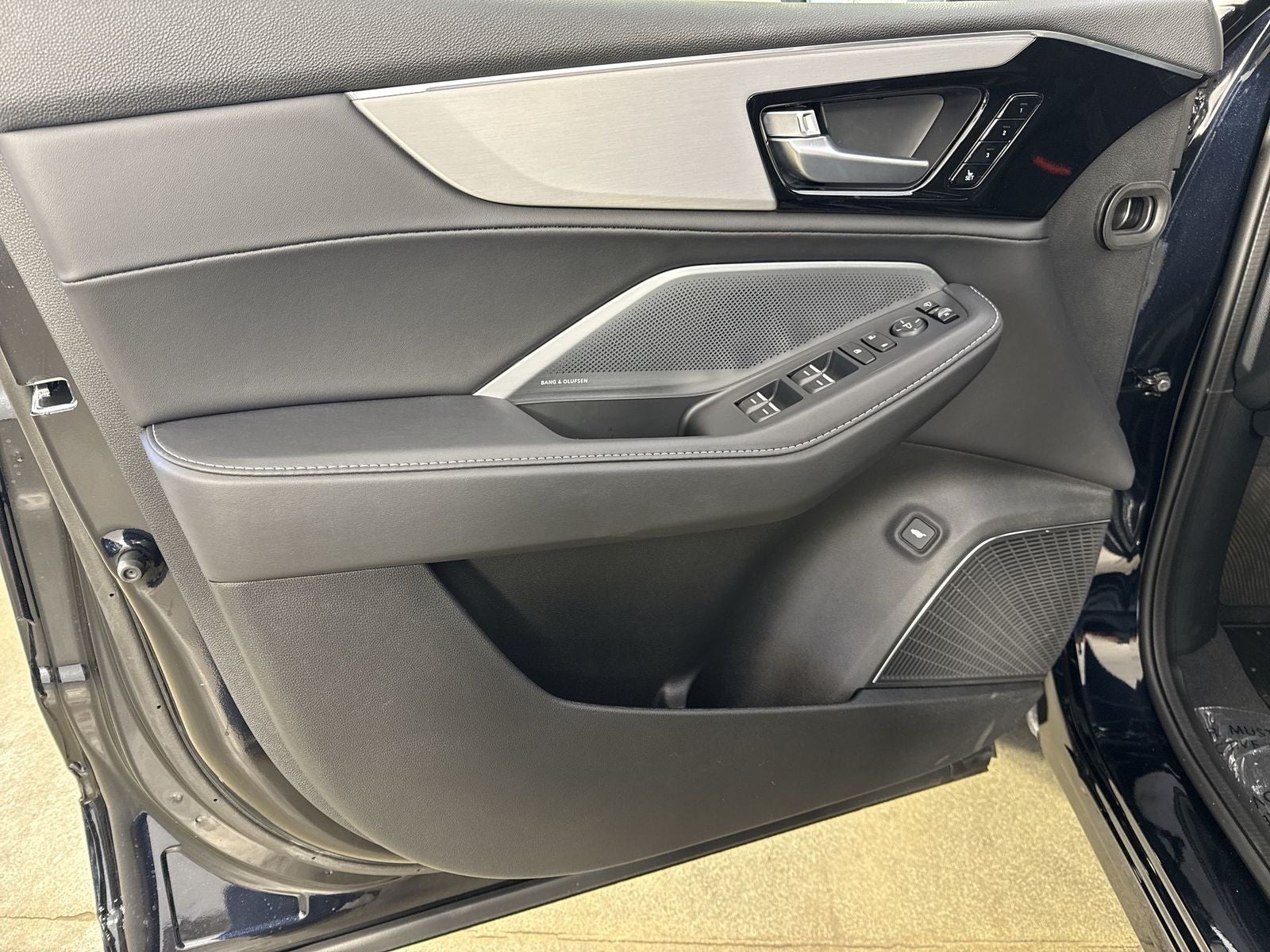 2026 Acura MDX SH-AWD with Technology Package