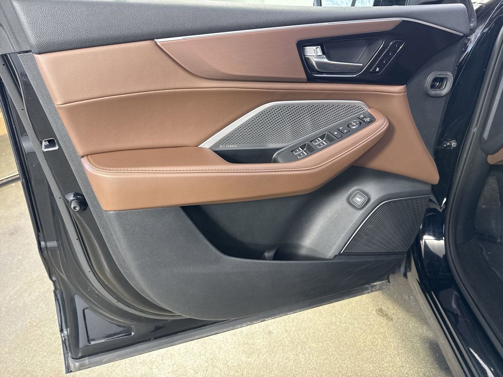 2023 Acura MDX SH-AWD TECH