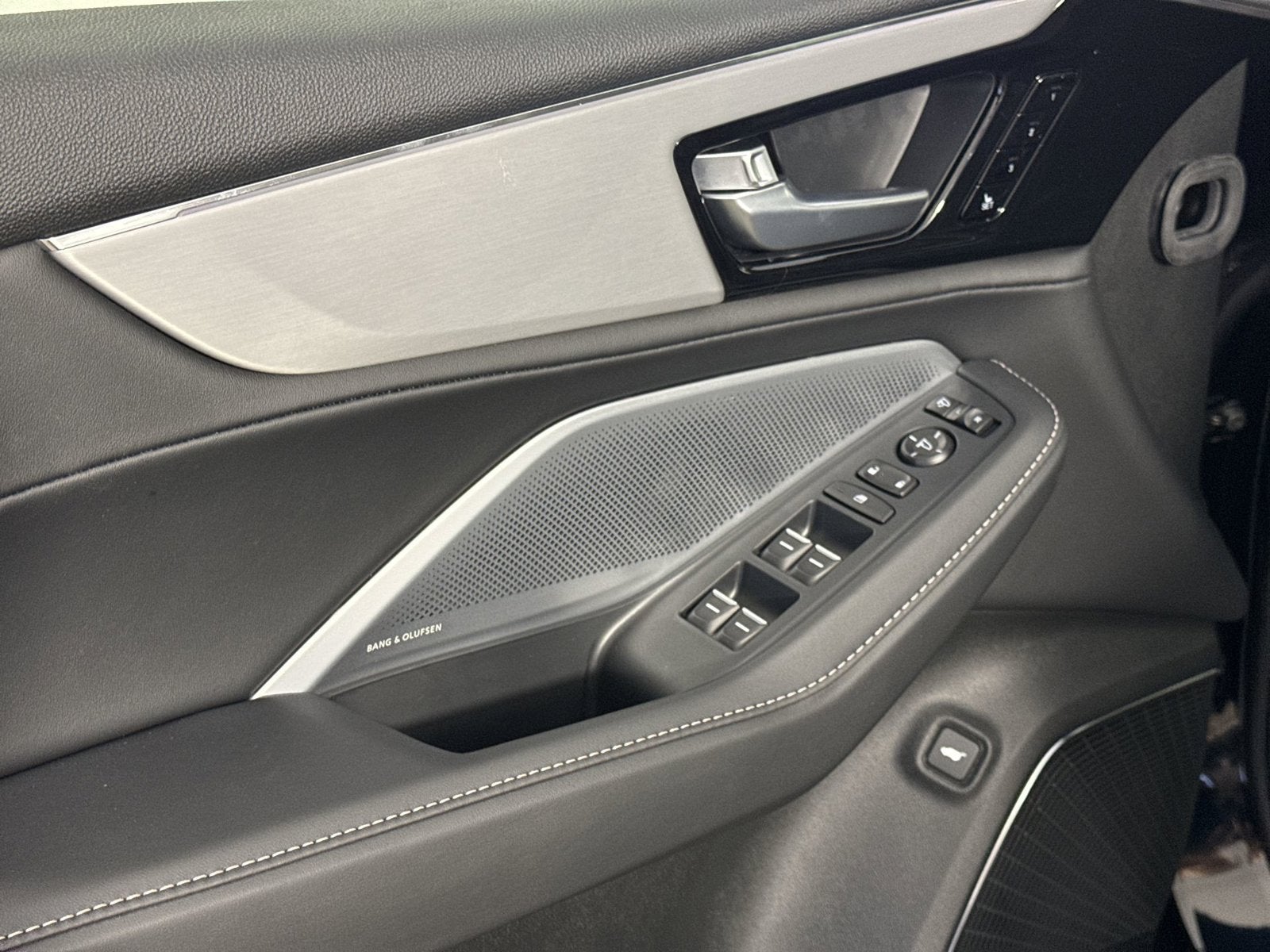 2026 Acura MDX SH-AWD with Technology Package