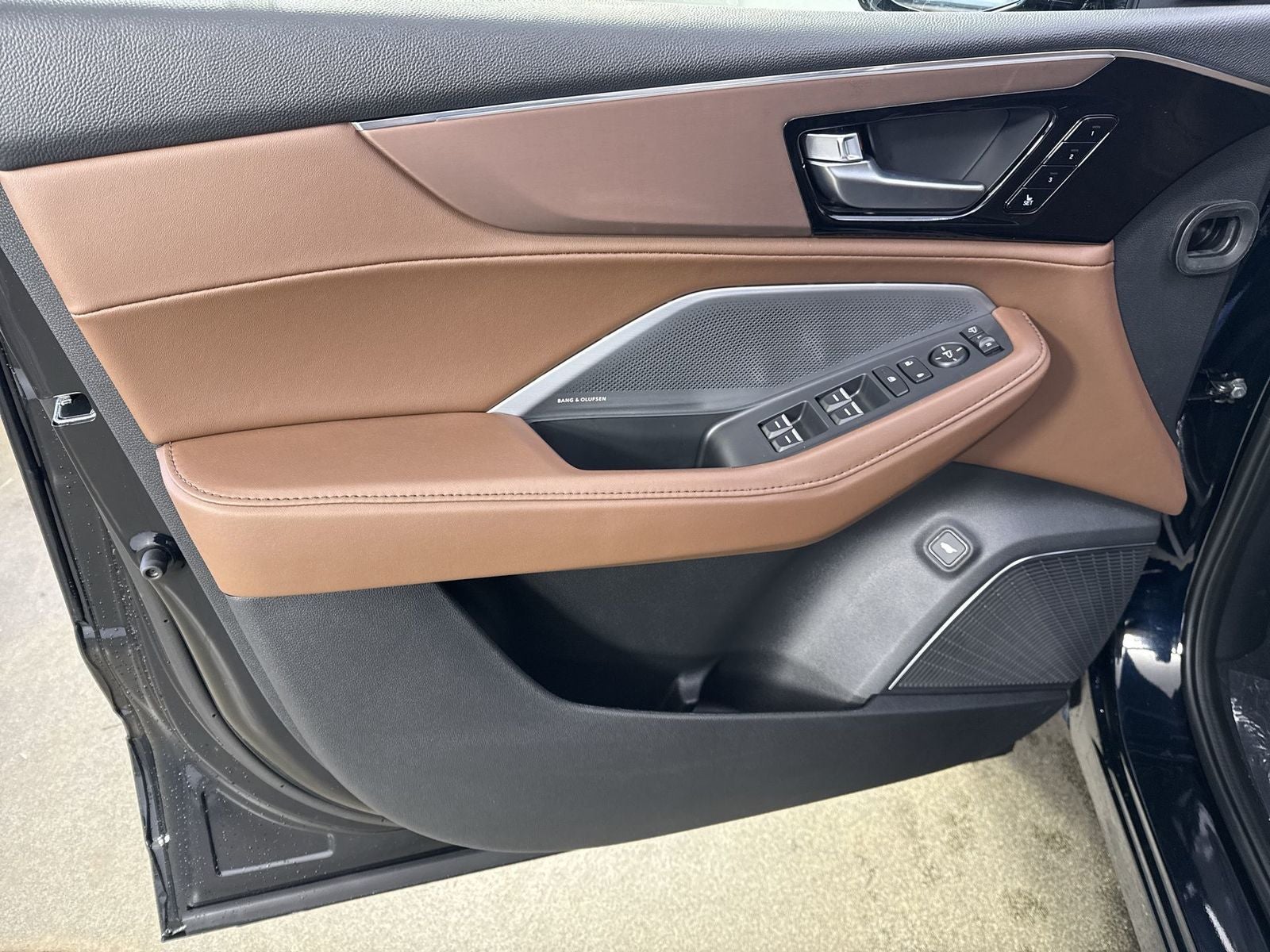 2026 Acura MDX SH-AWD with Technology Package