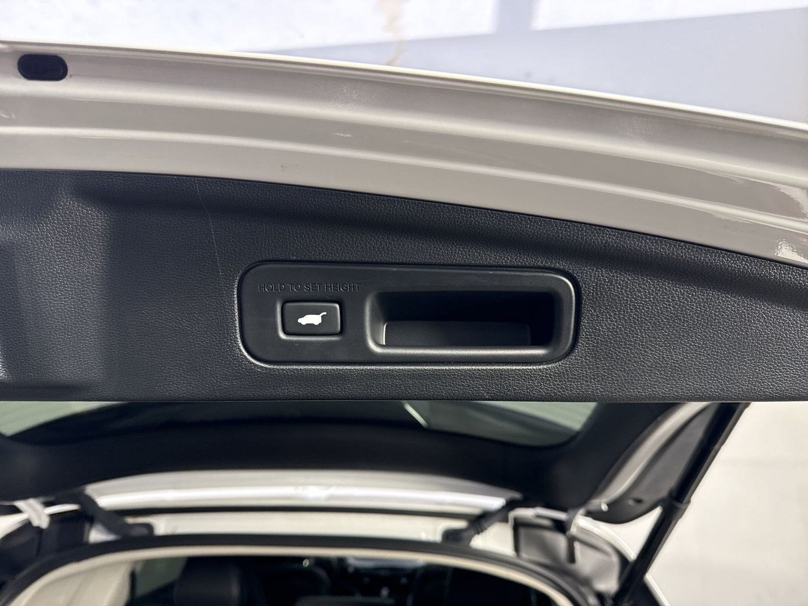 2024 Acura MDX SH-AWD TECH