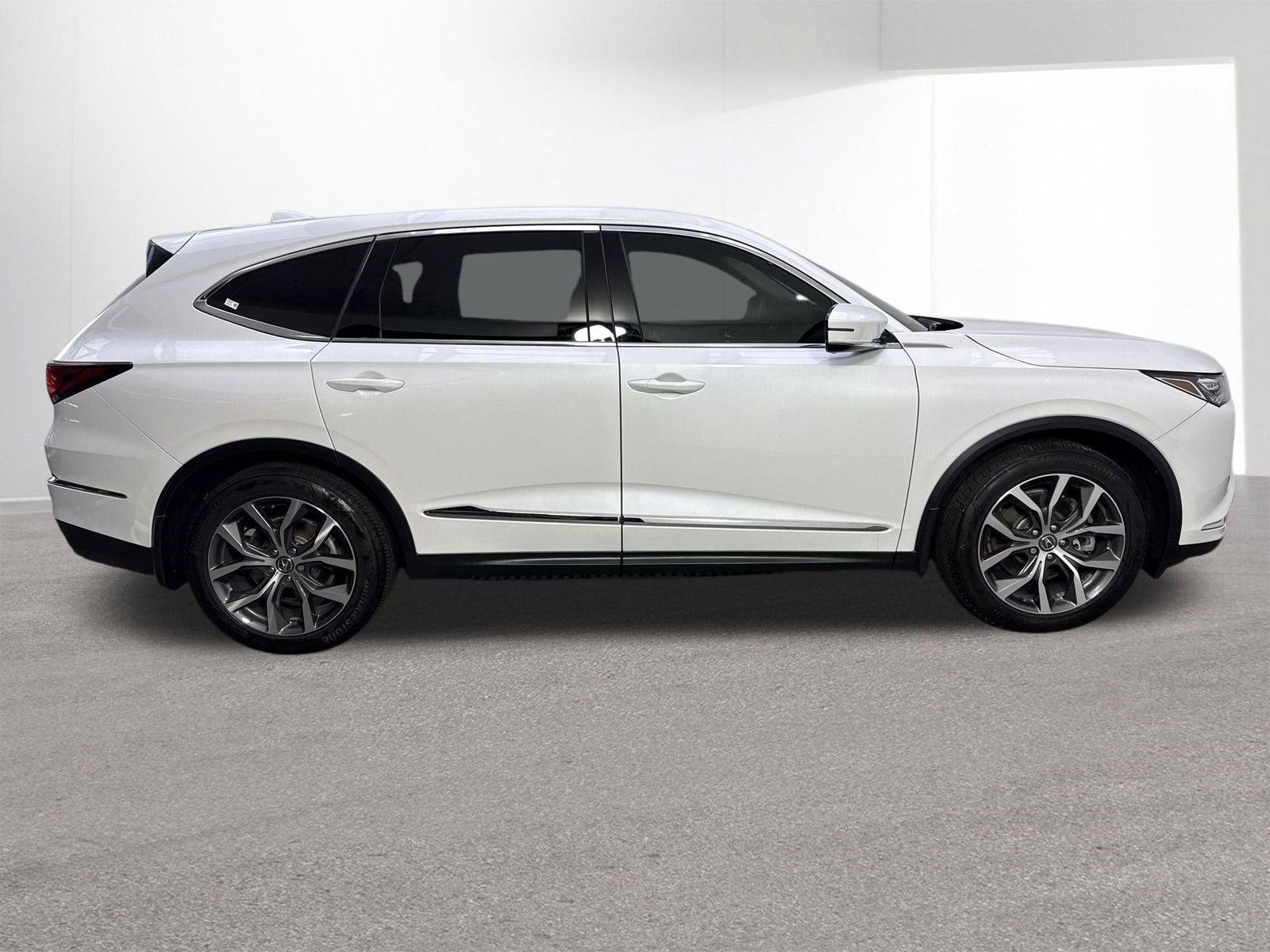 2024 Acura MDX SH-AWD TECH