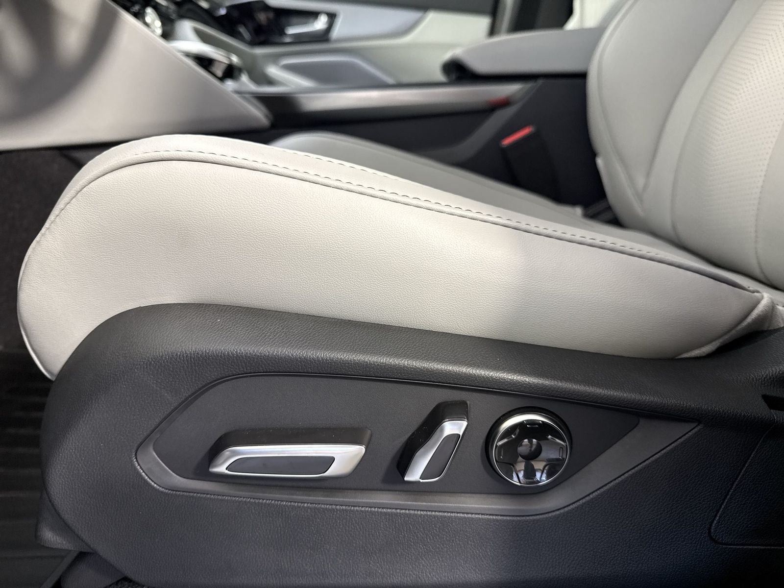 2026 Acura MDX SH-AWD with Technology Package