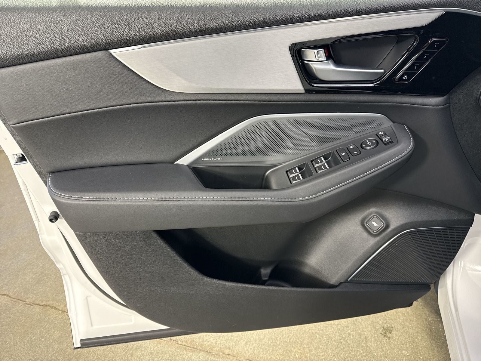 2026 Acura MDX SH-AWD with Technology Package