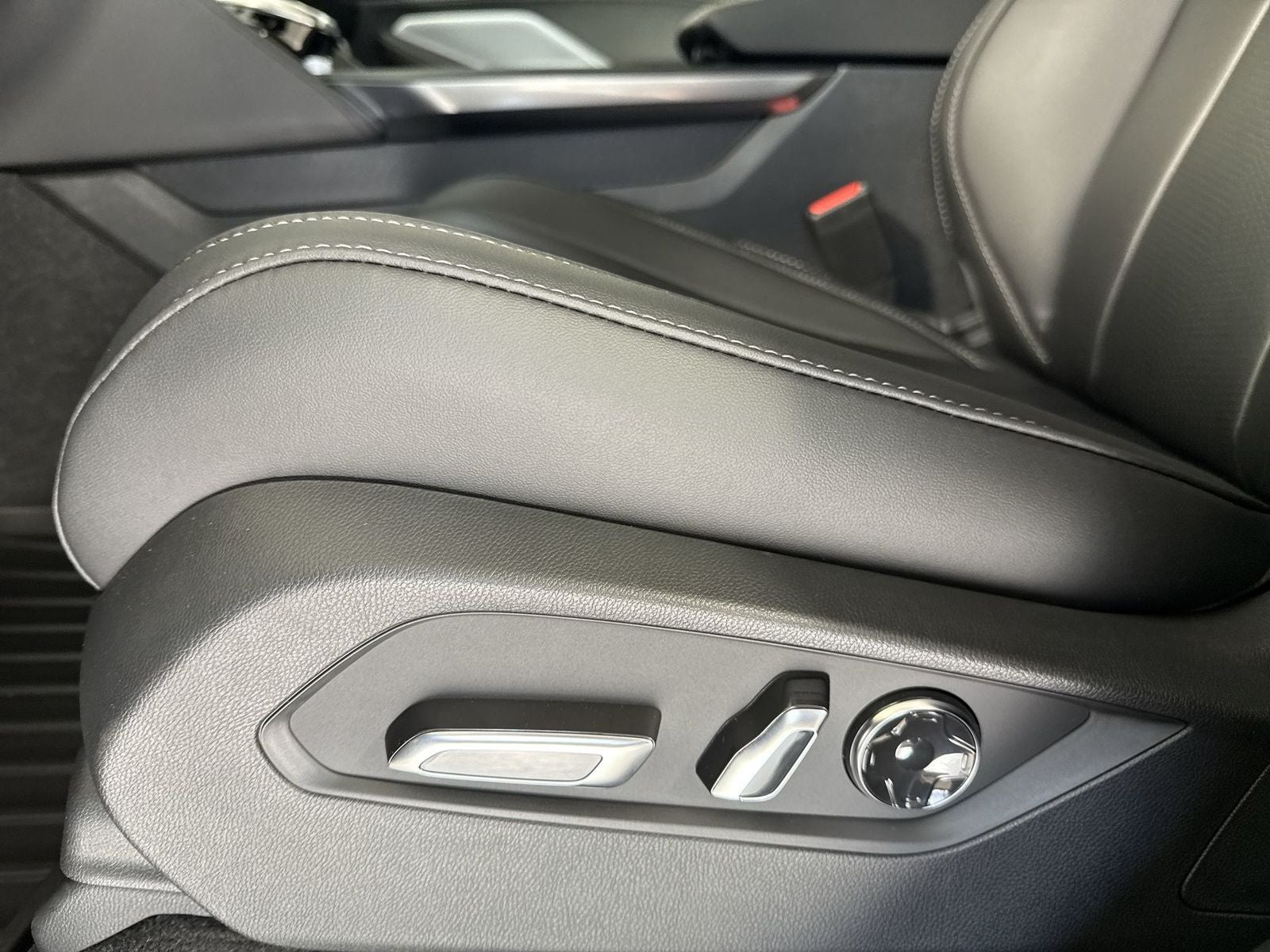 2026 Acura MDX SH-AWD with Technology Package