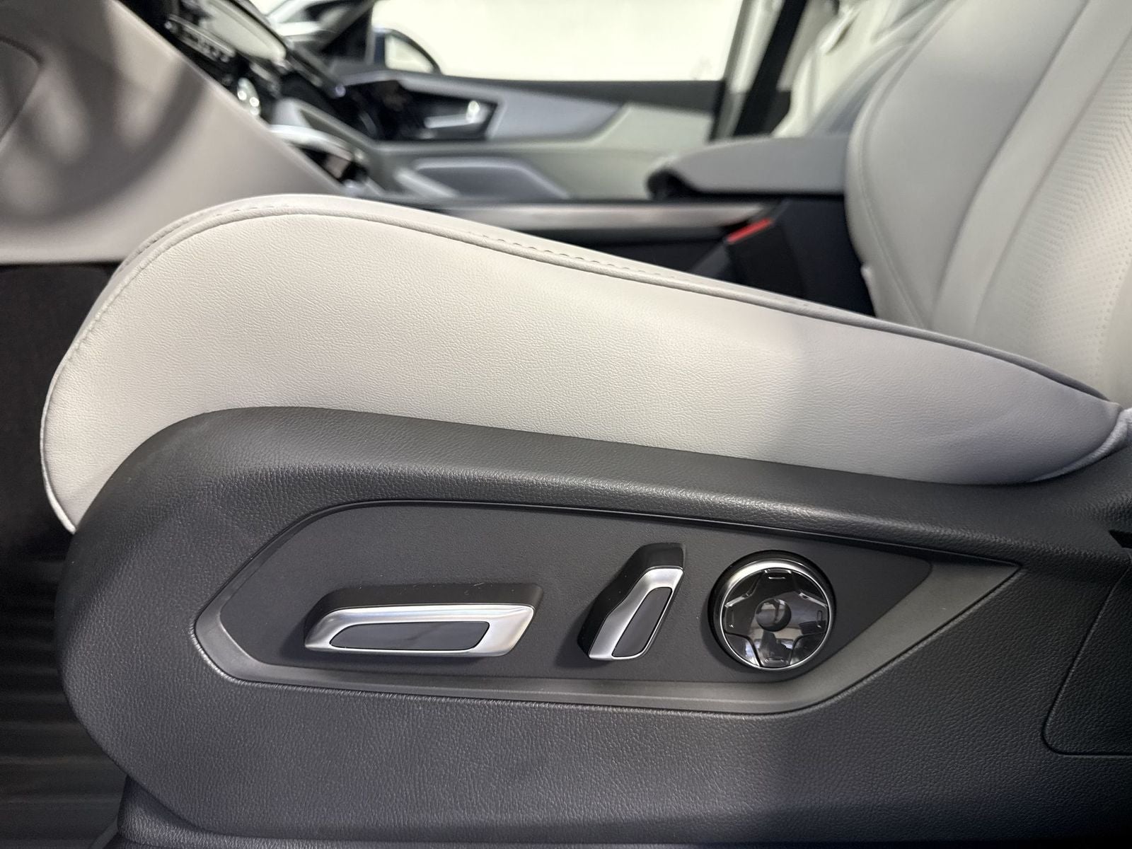 2026 Acura MDX SH-AWD with Technology Package