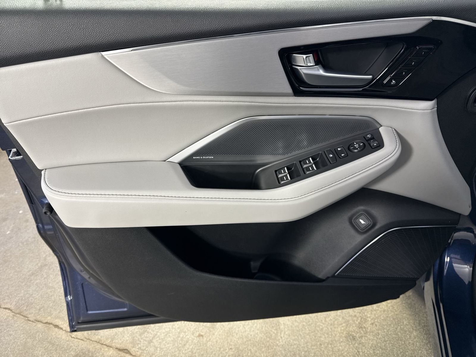 2026 Acura MDX SH-AWD with Technology Package