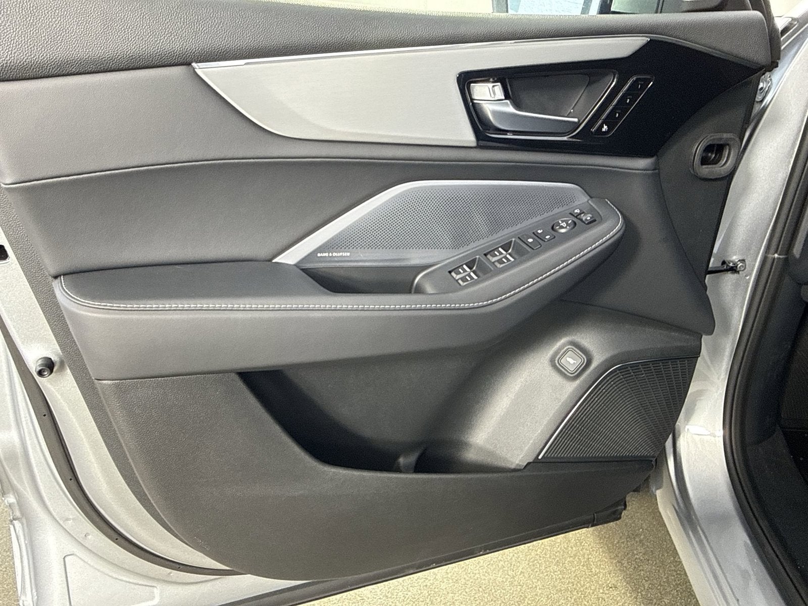 2026 Acura MDX SH-AWD with Technology Package