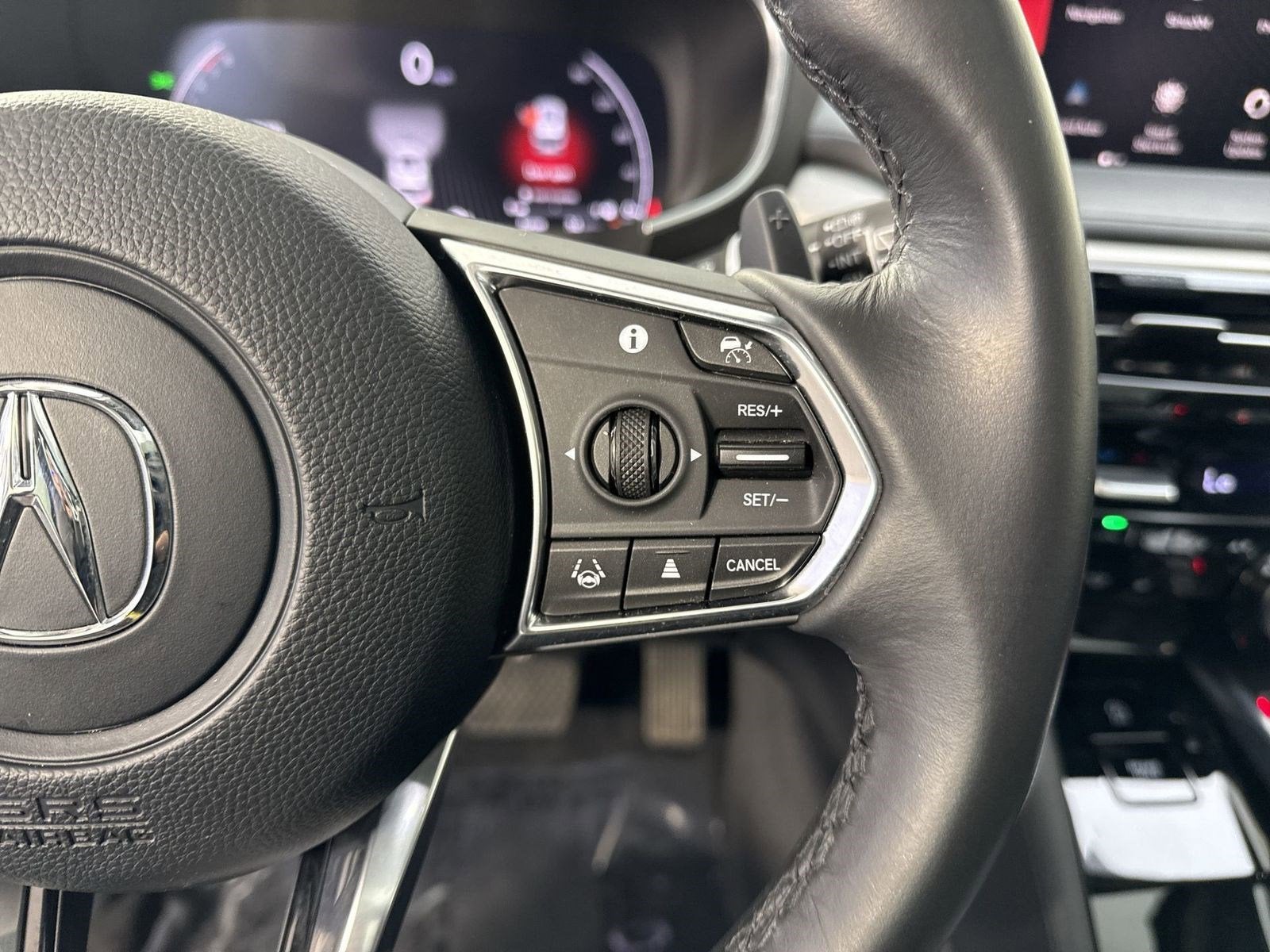 2024 Acura MDX SH-AWD TECH