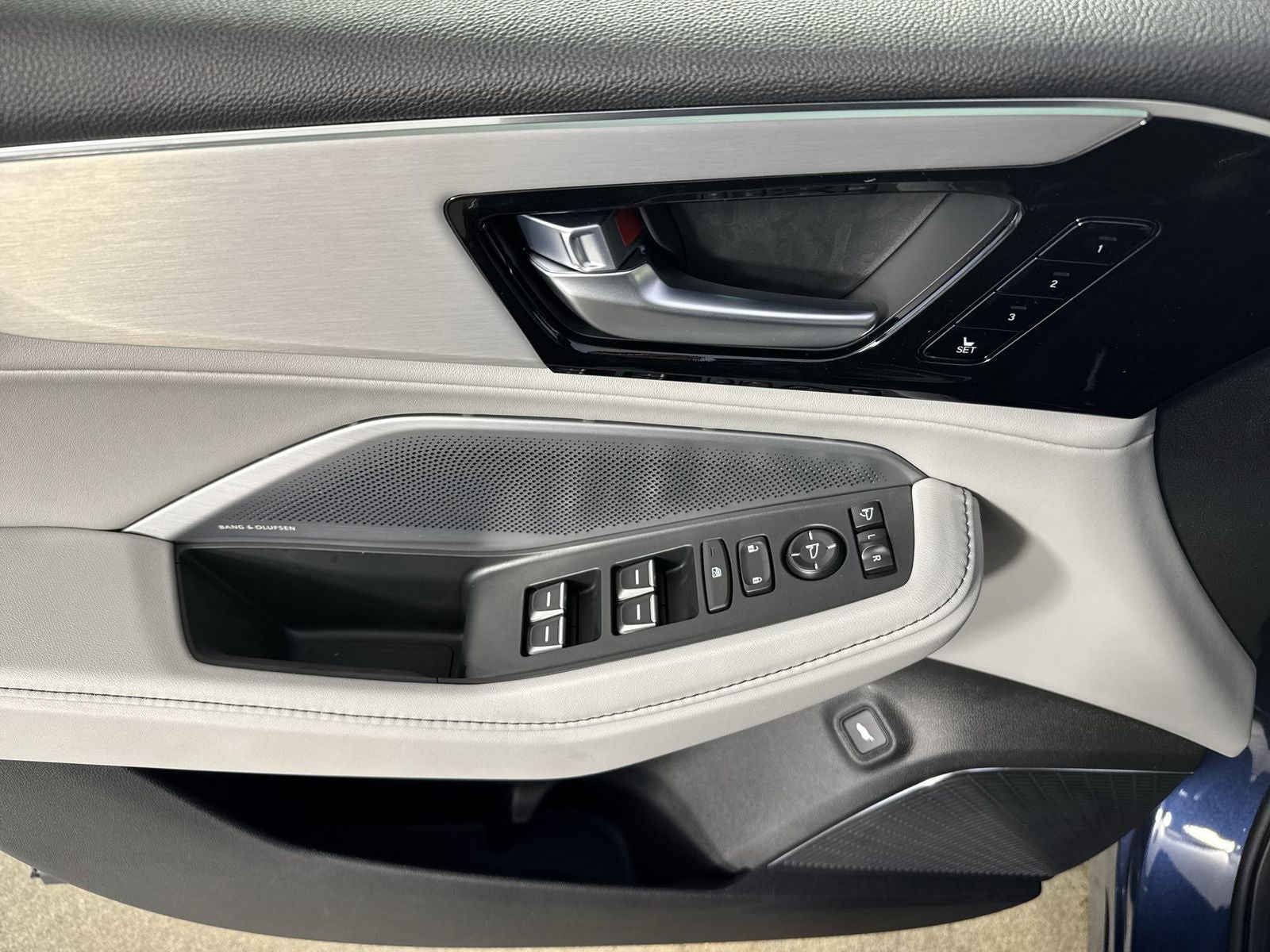 2026 Acura MDX SH-AWD with Technology Package