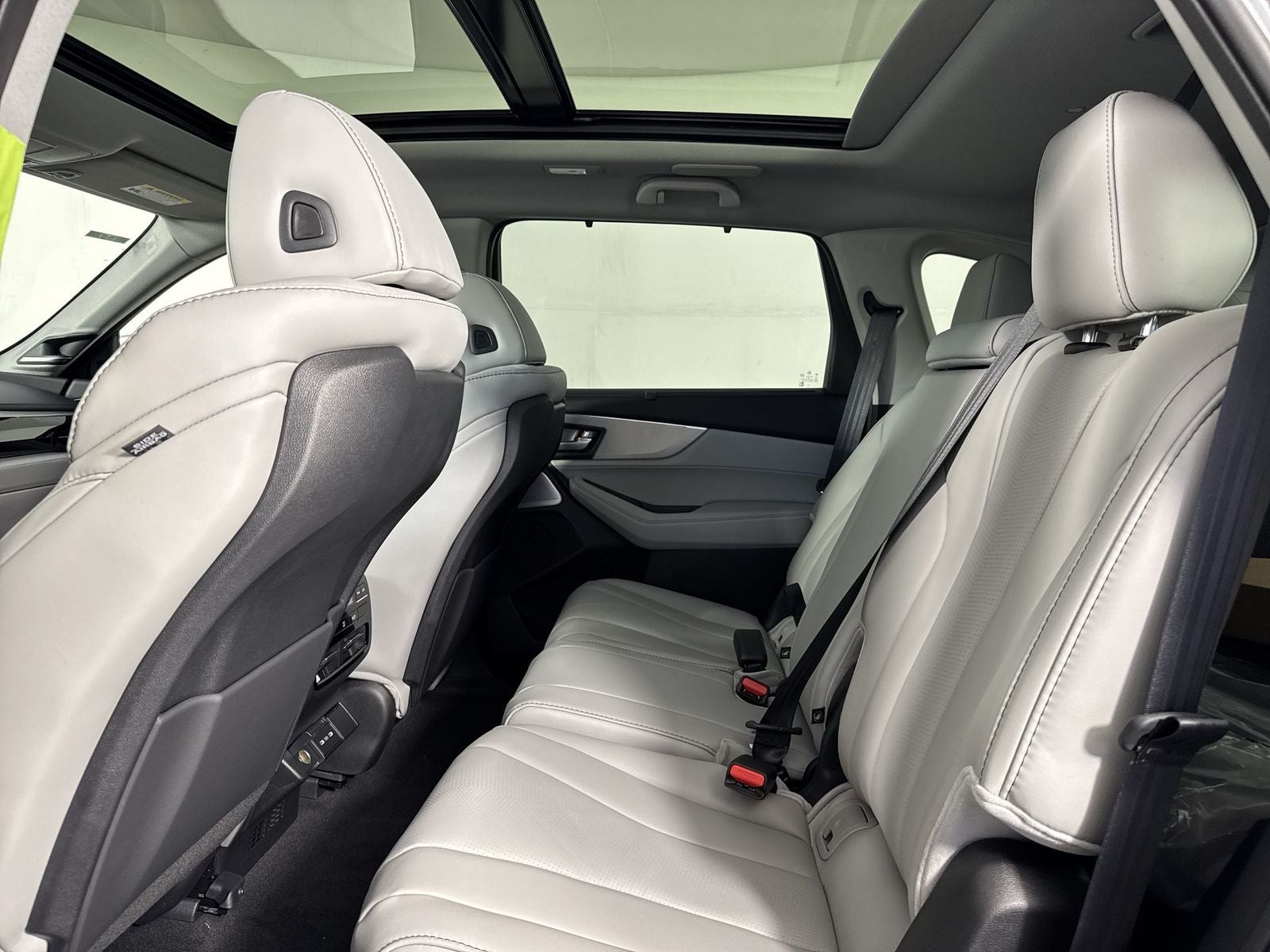 2026 Acura MDX w/Technology Package