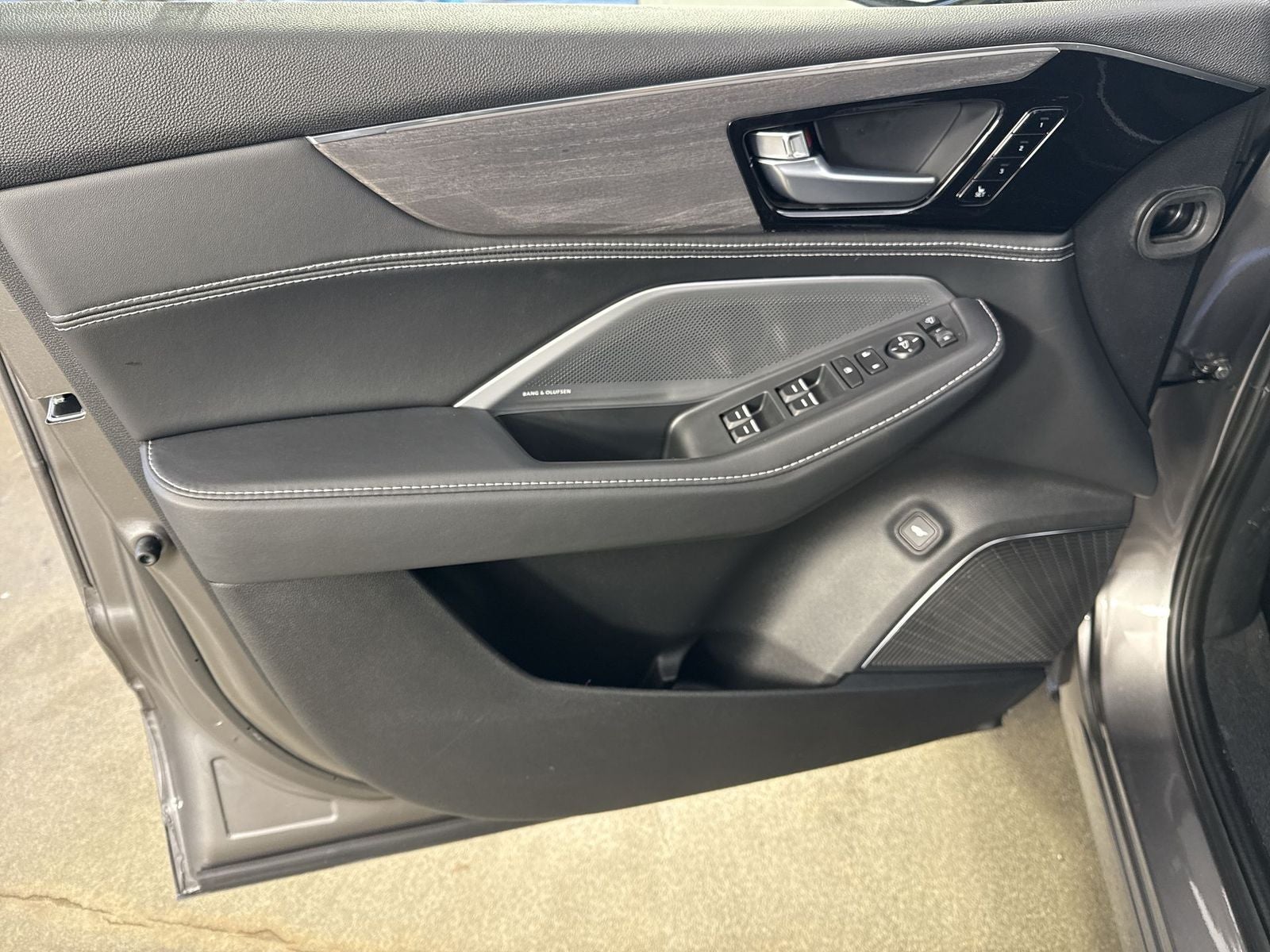 2026 Acura MDX SH-AWD with Advance Package
