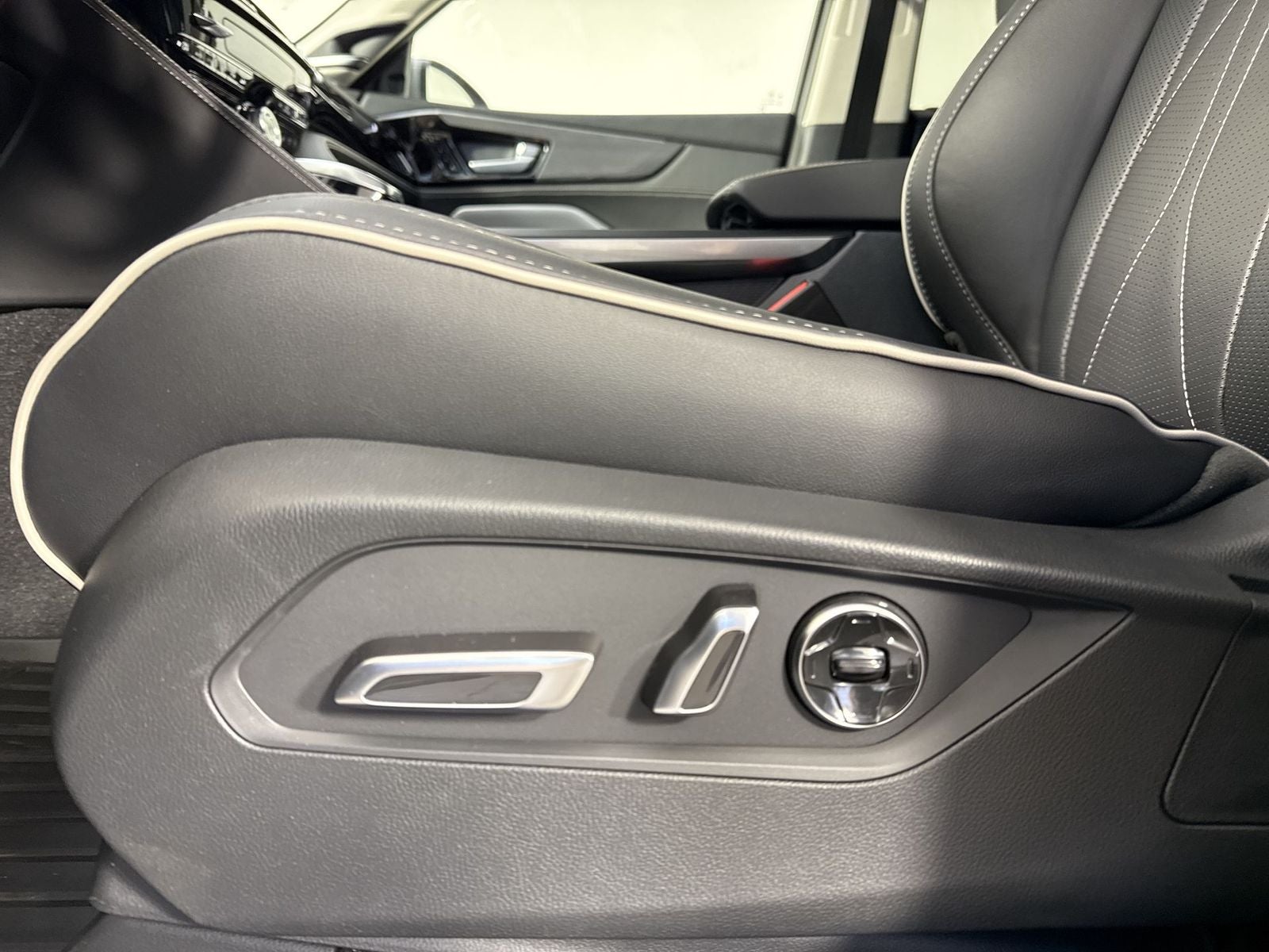 2026 Acura MDX SH-AWD with Advance Package