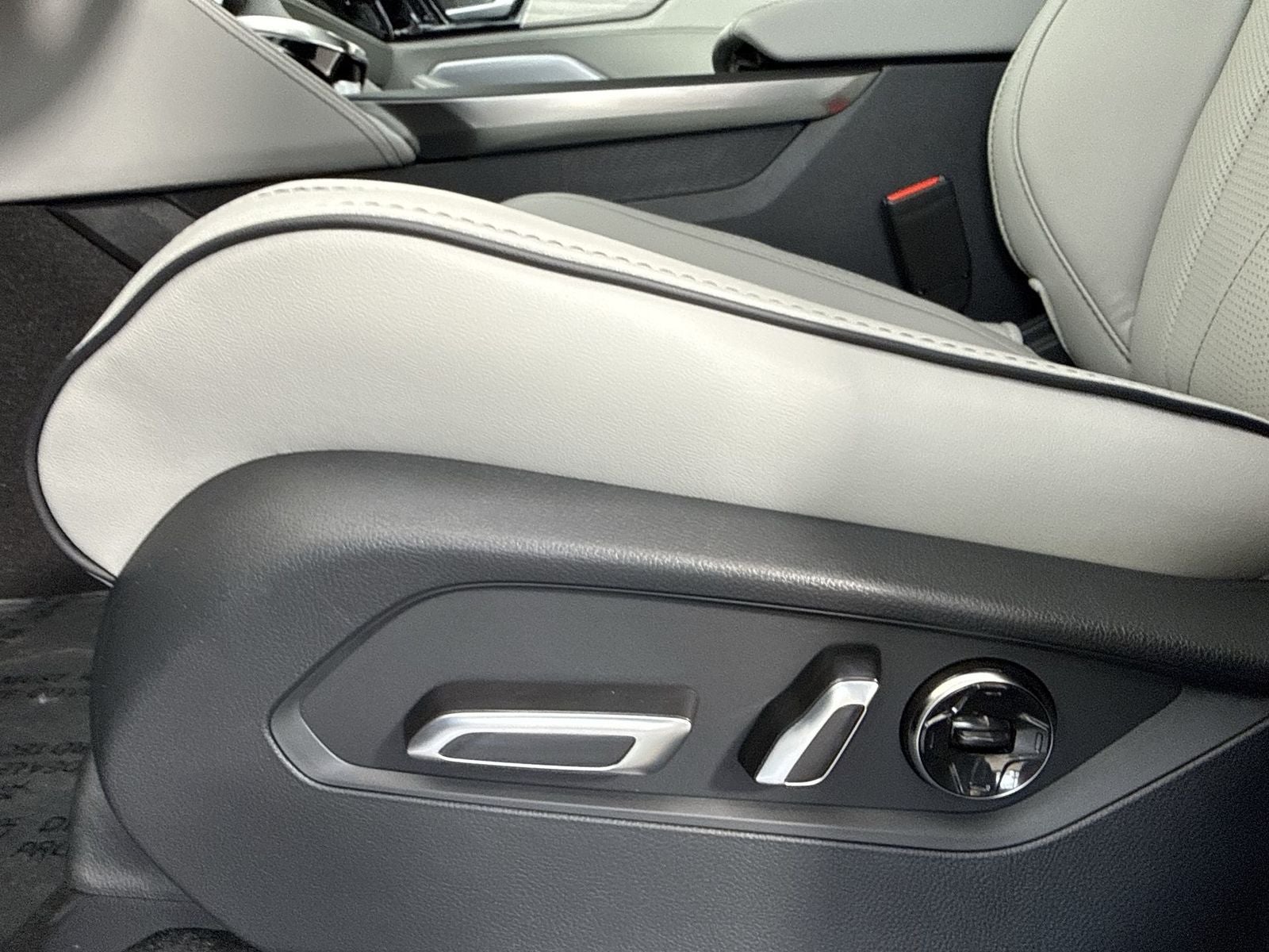 2026 Acura MDX SH-AWD with Advance Package