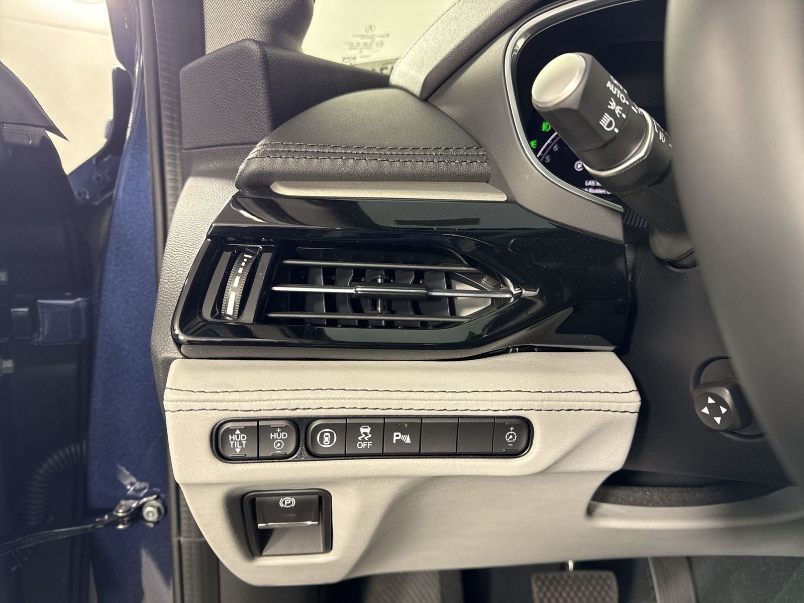 2026 Acura MDX SH-AWD with Advance Package