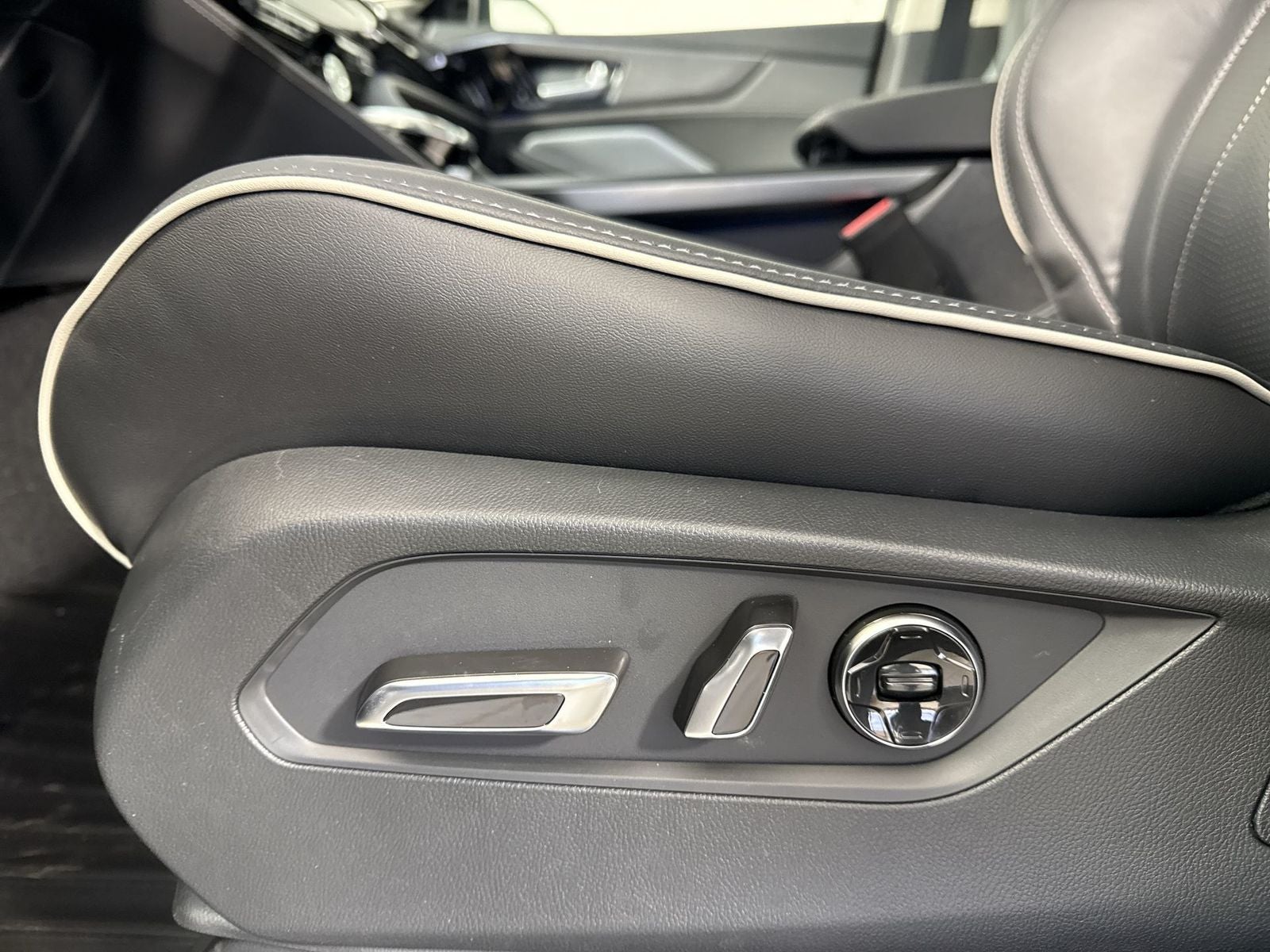 2026 Acura MDX w/Advance Package