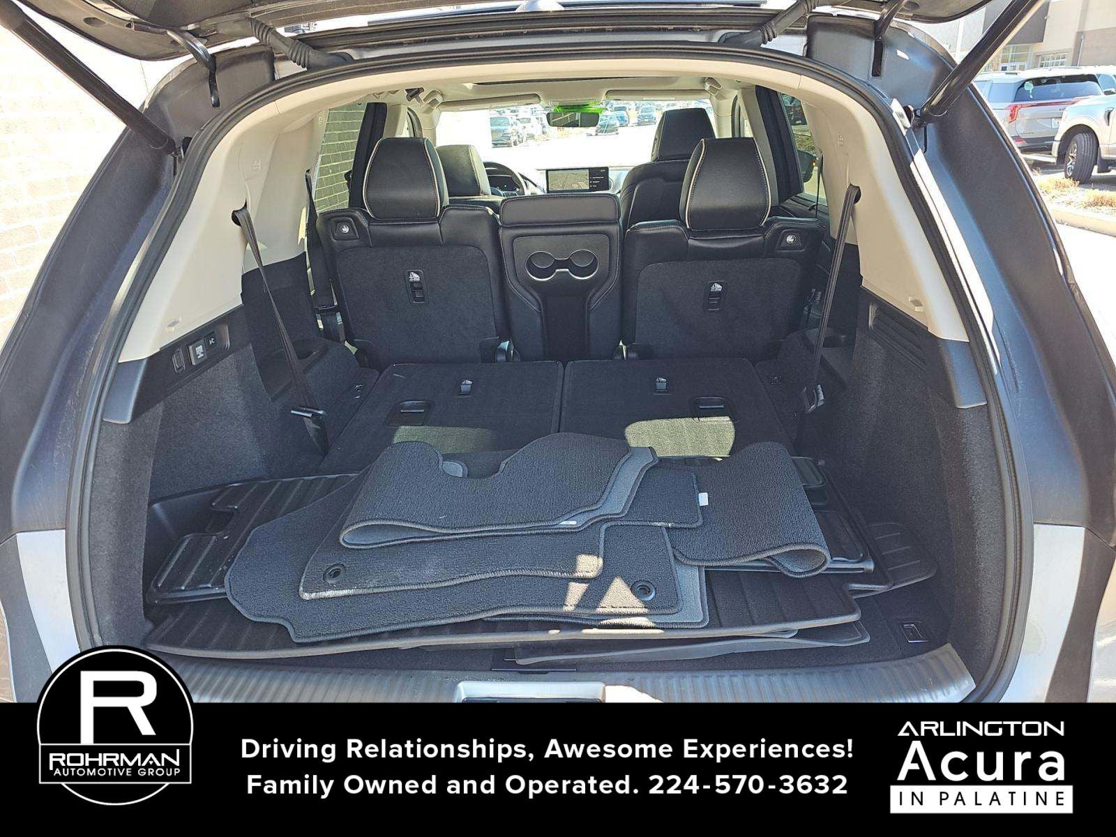 2022 Acura MDX w/Advance Package