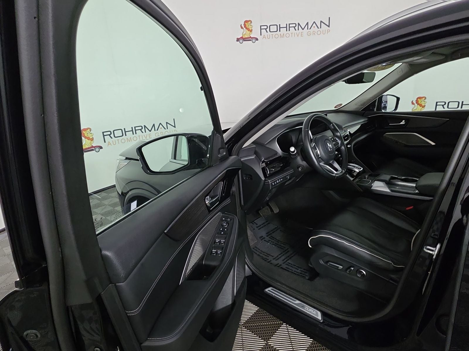 2023 Acura MDX w/Advance Package
