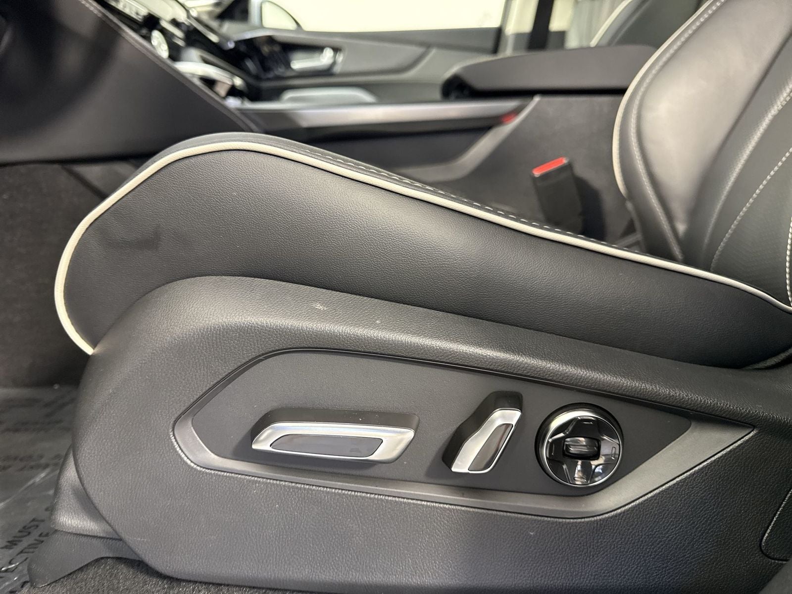 2026 Acura MDX SH-AWD with Advance Package