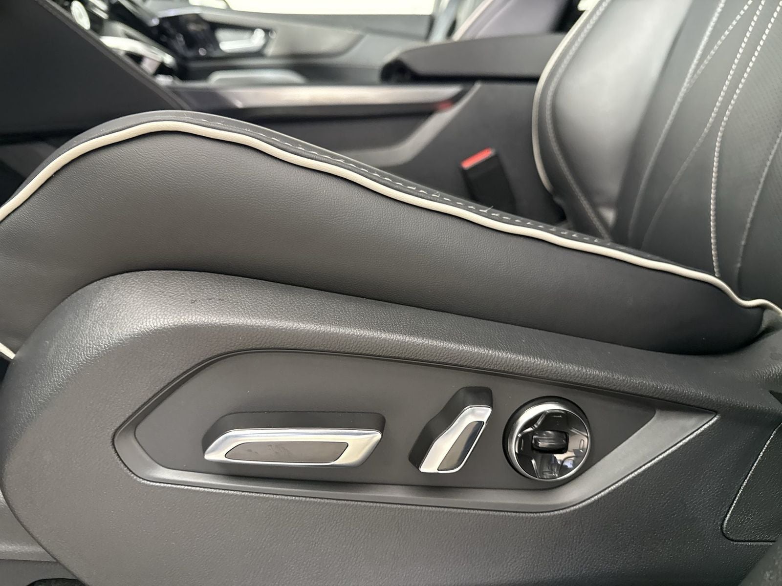 2026 Acura MDX SH-AWD with Advance Package