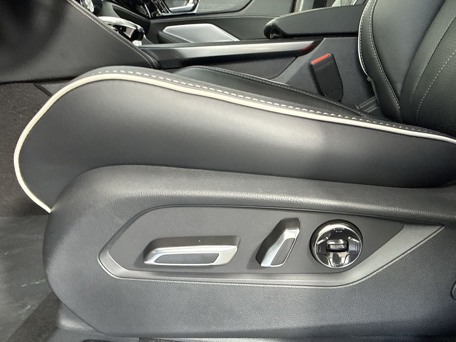 2026 Acura MDX SH-AWD with Advance Package